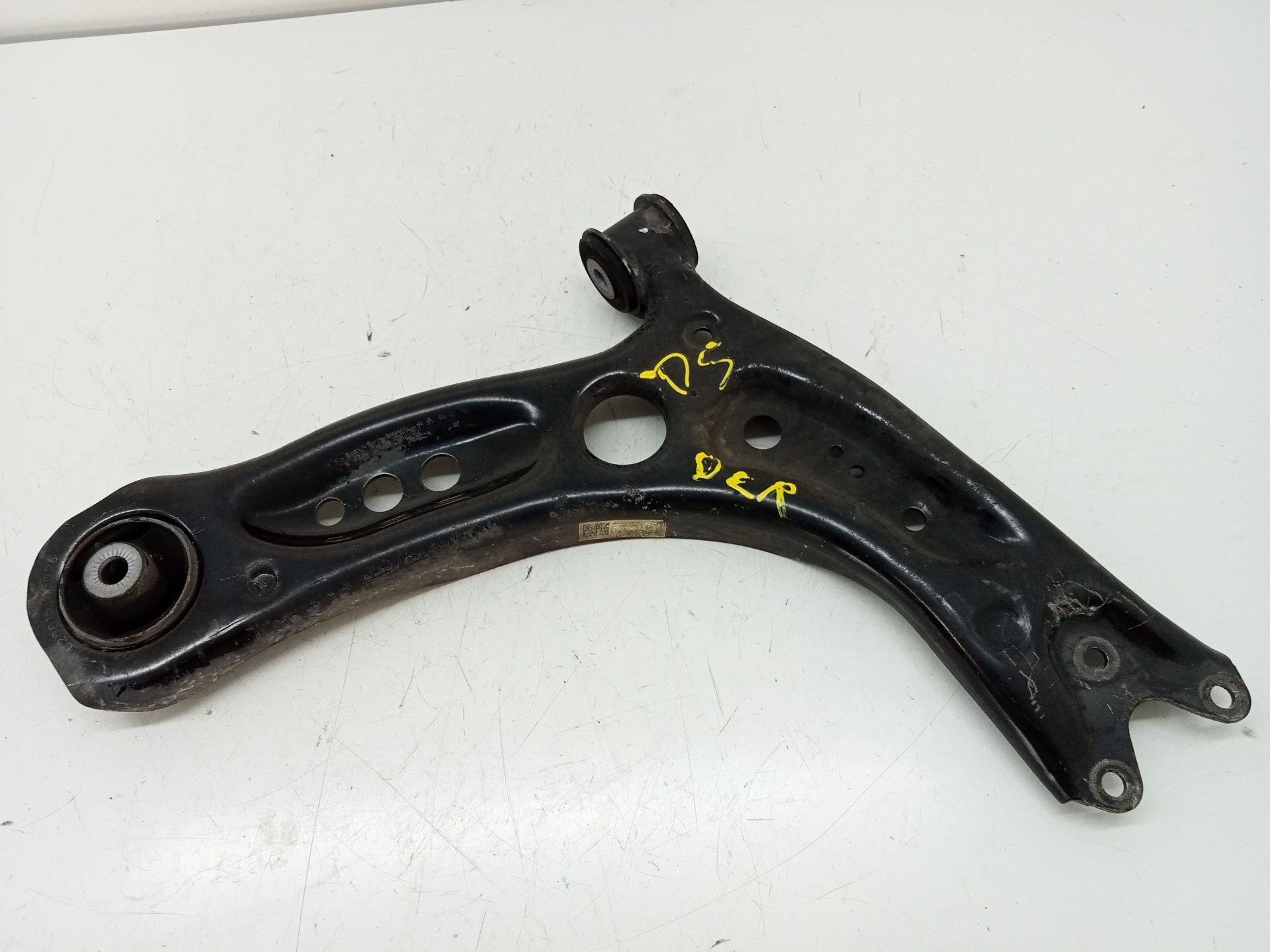 Front Right Lower Control Arm VOLKSWAGEN GOLF VII LIM.