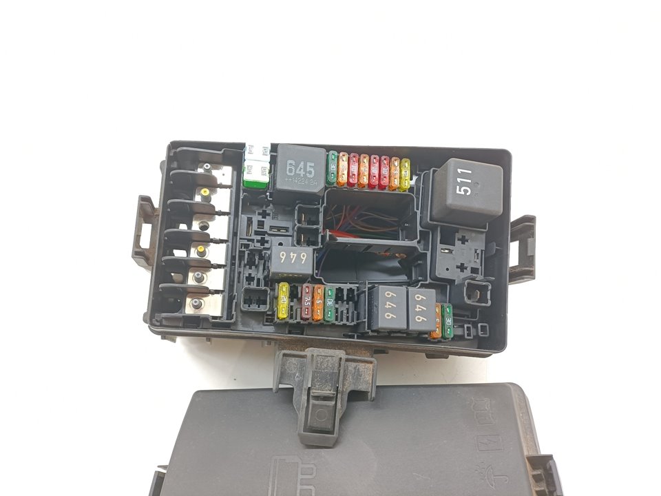 Sicherungs-/Relaiskasten SKODA OCTAVIA COMBI (5E5)