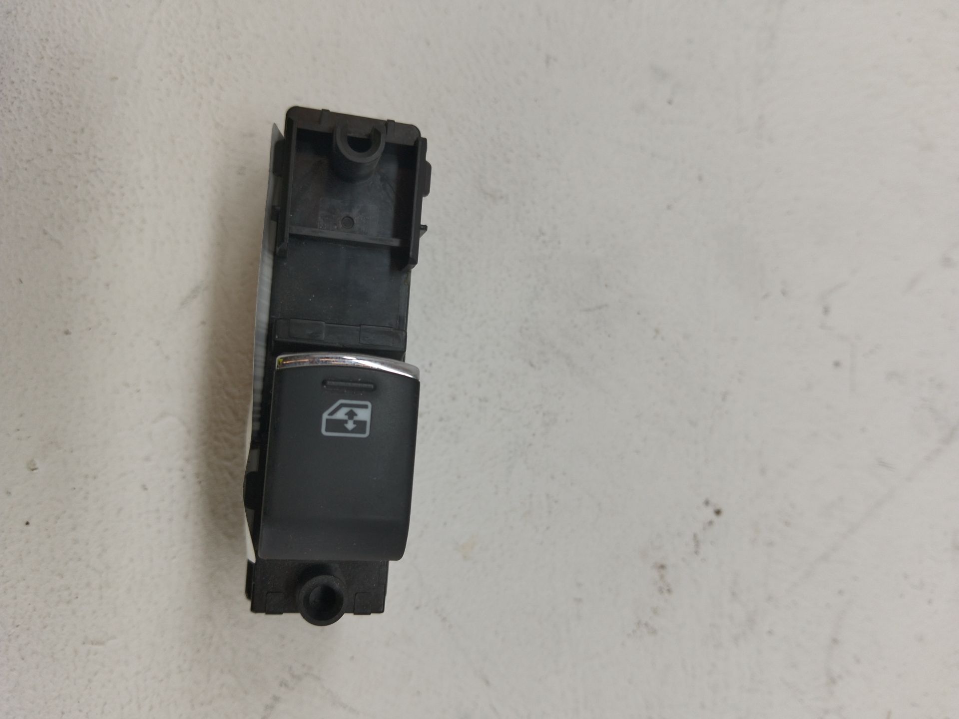 Rear Right Window Switch SUBARU XV