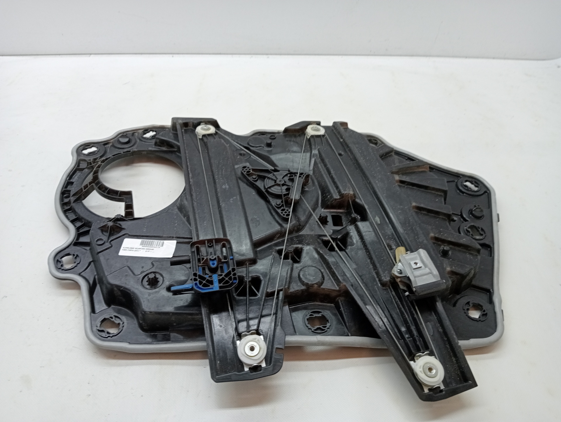ELEVALUNAS DELANTERO DERECHO FORD FIESTA (CE1)