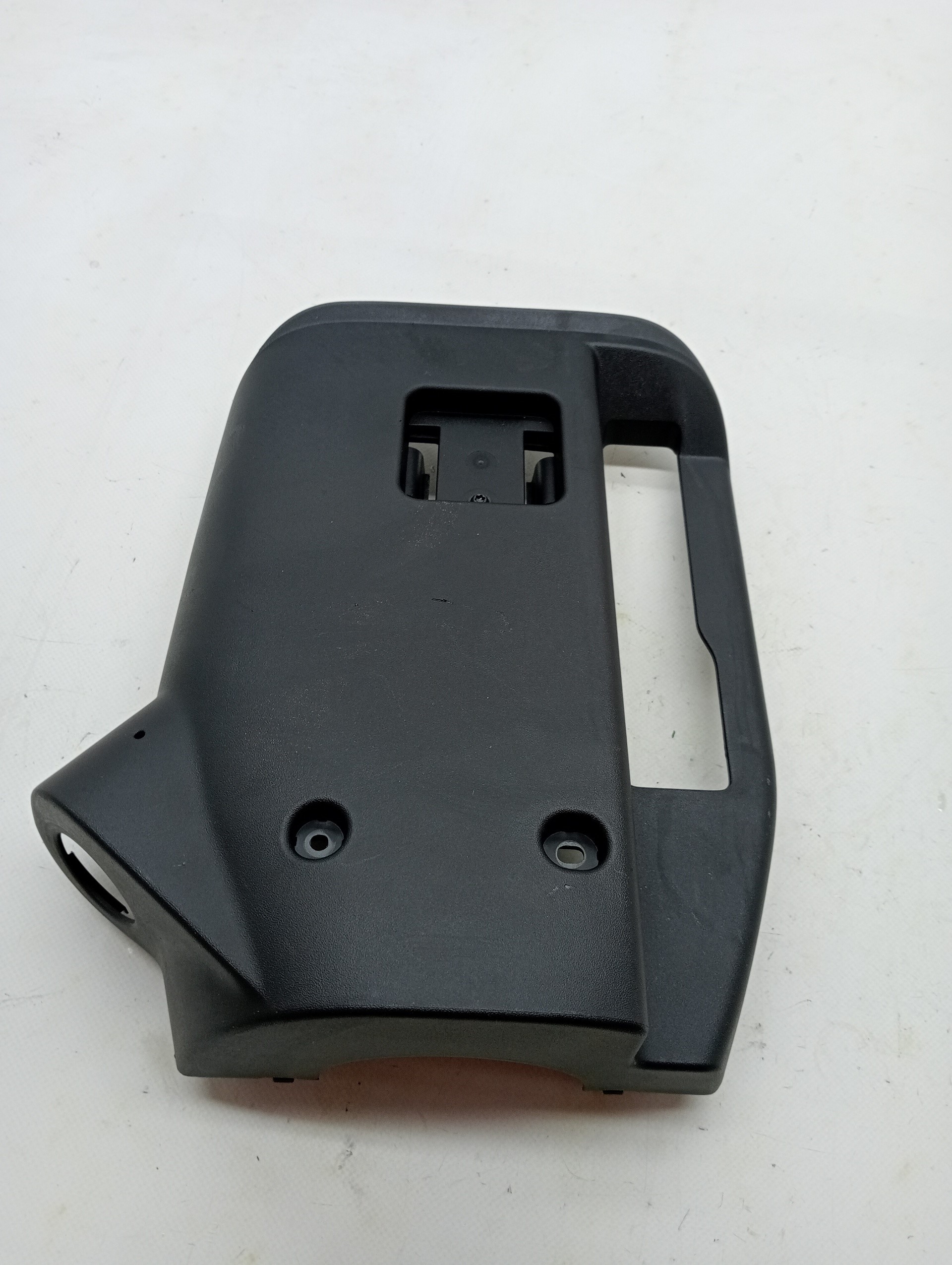 PLASTICO FORD FIESTA (CE1)