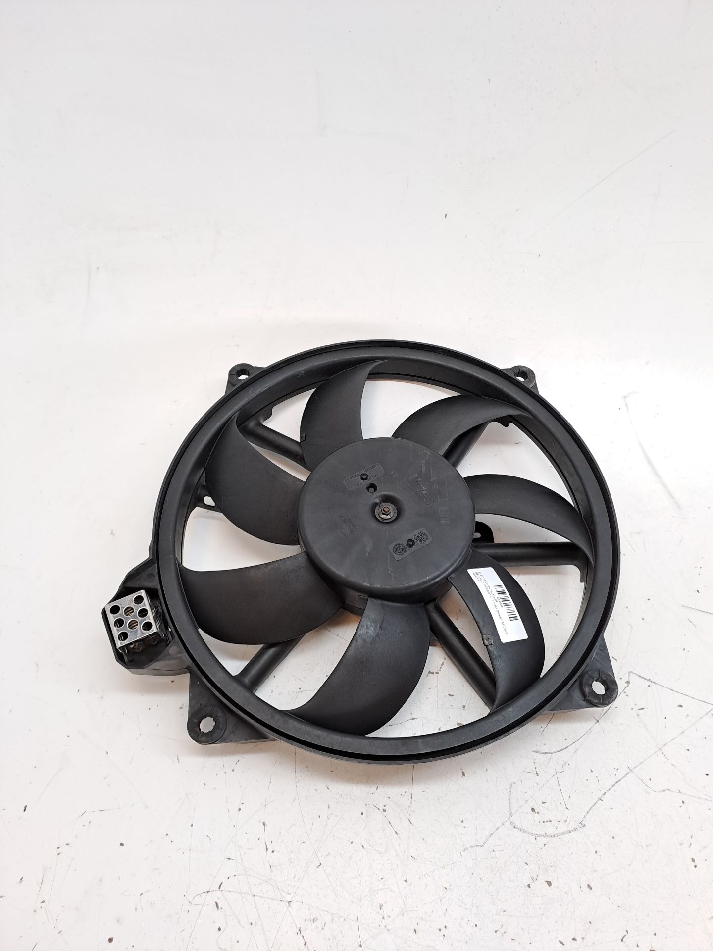 Radiator fan RENAULT SCENIC III