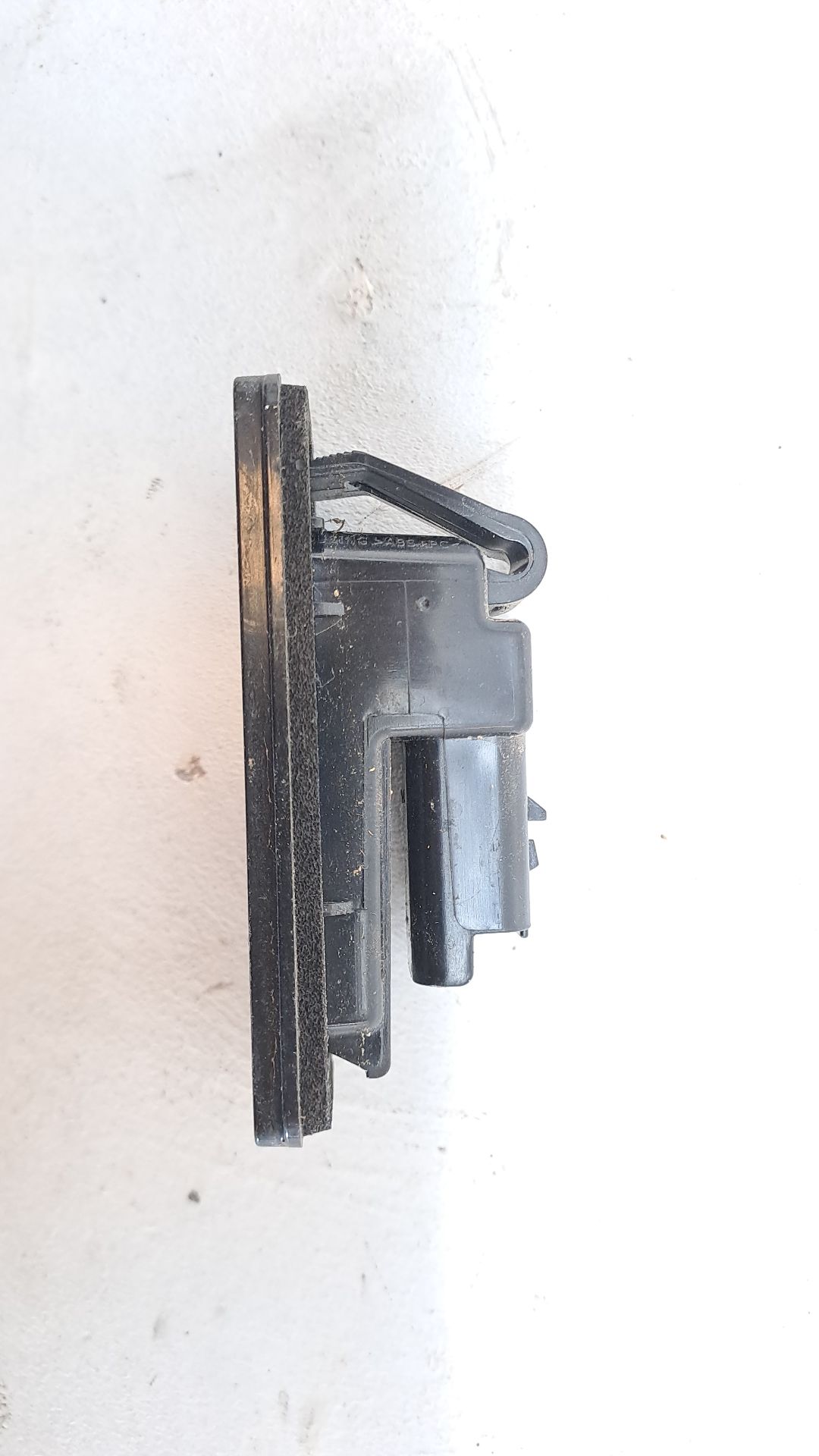Éclairage de plaque PEUGEOT 2008 (P1)