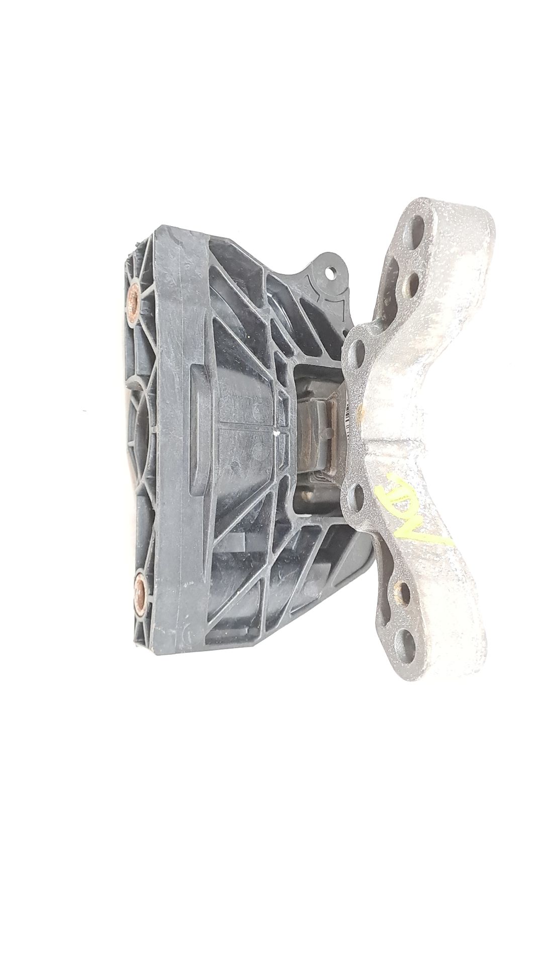 Engine mount PEUGEOT 2008 (P1)