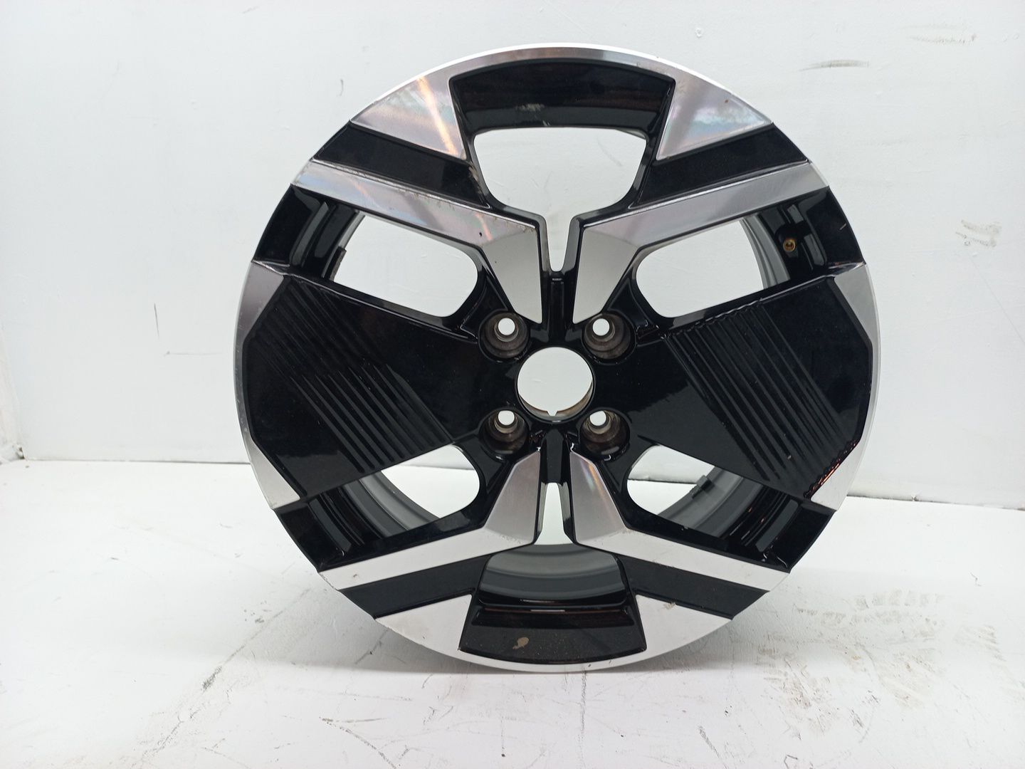 Wheel Rim PEUGEOT 2008 (P1)