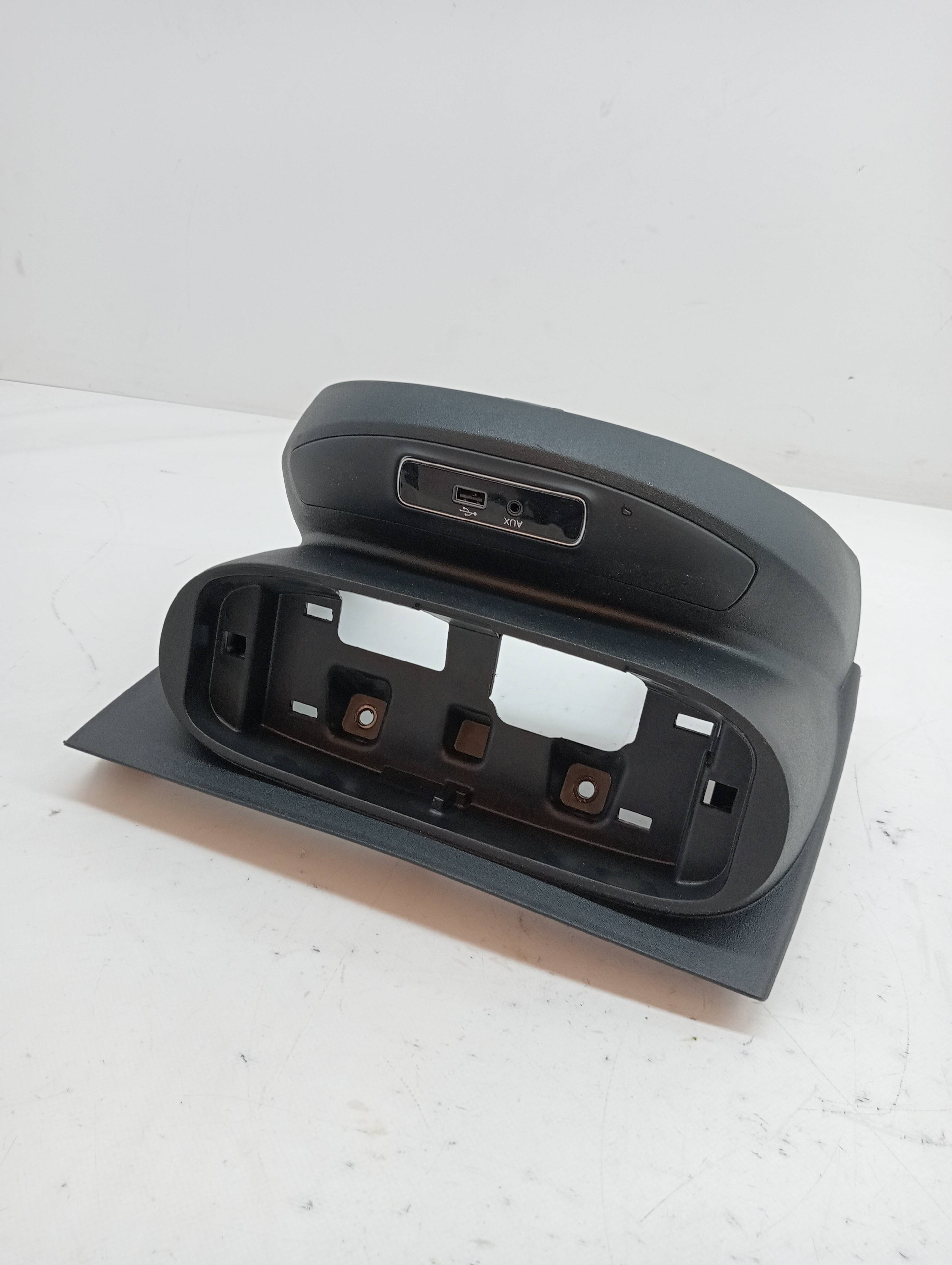 Painel plástico FIAT 500 X (334)