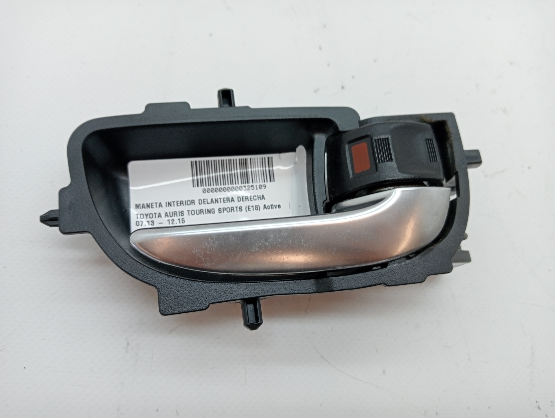 Poignée intérieure avant droite TOYOTA AURIS TOURING SPORTS (E18)