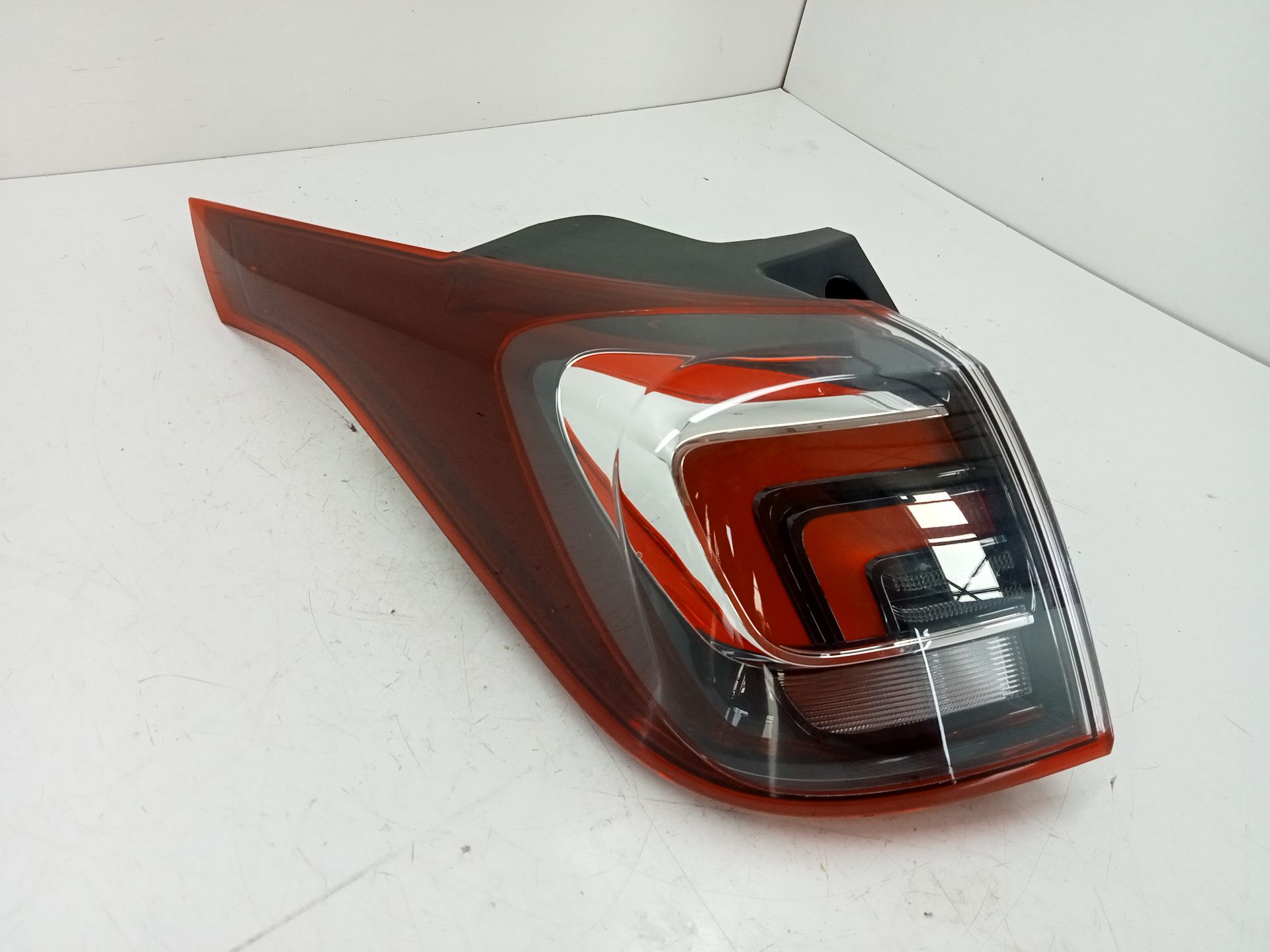 Fanale posteriore sinistro OPEL CROSSLAND X