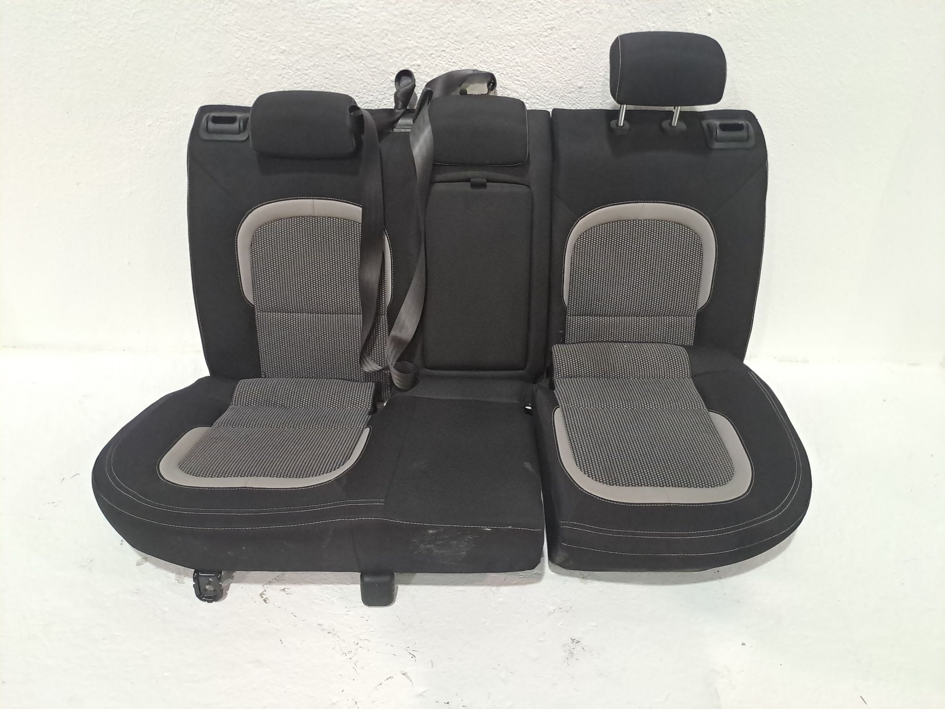 Serrure de banquette arrière KIA CEED