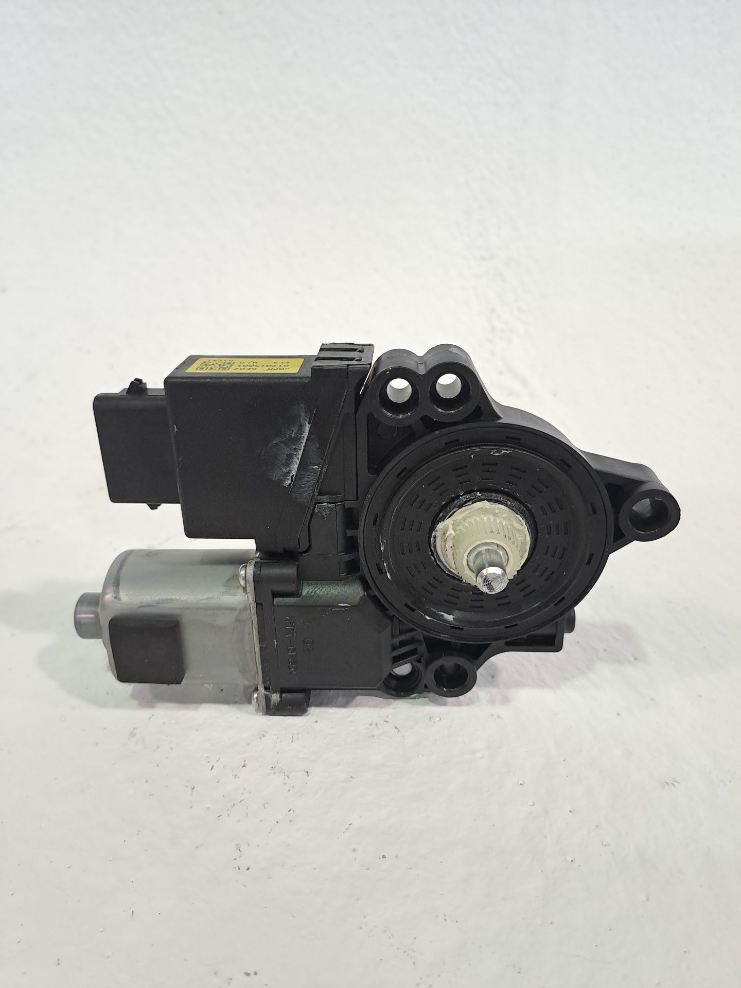 Moteur lève-vitre avant droit KIA CEED