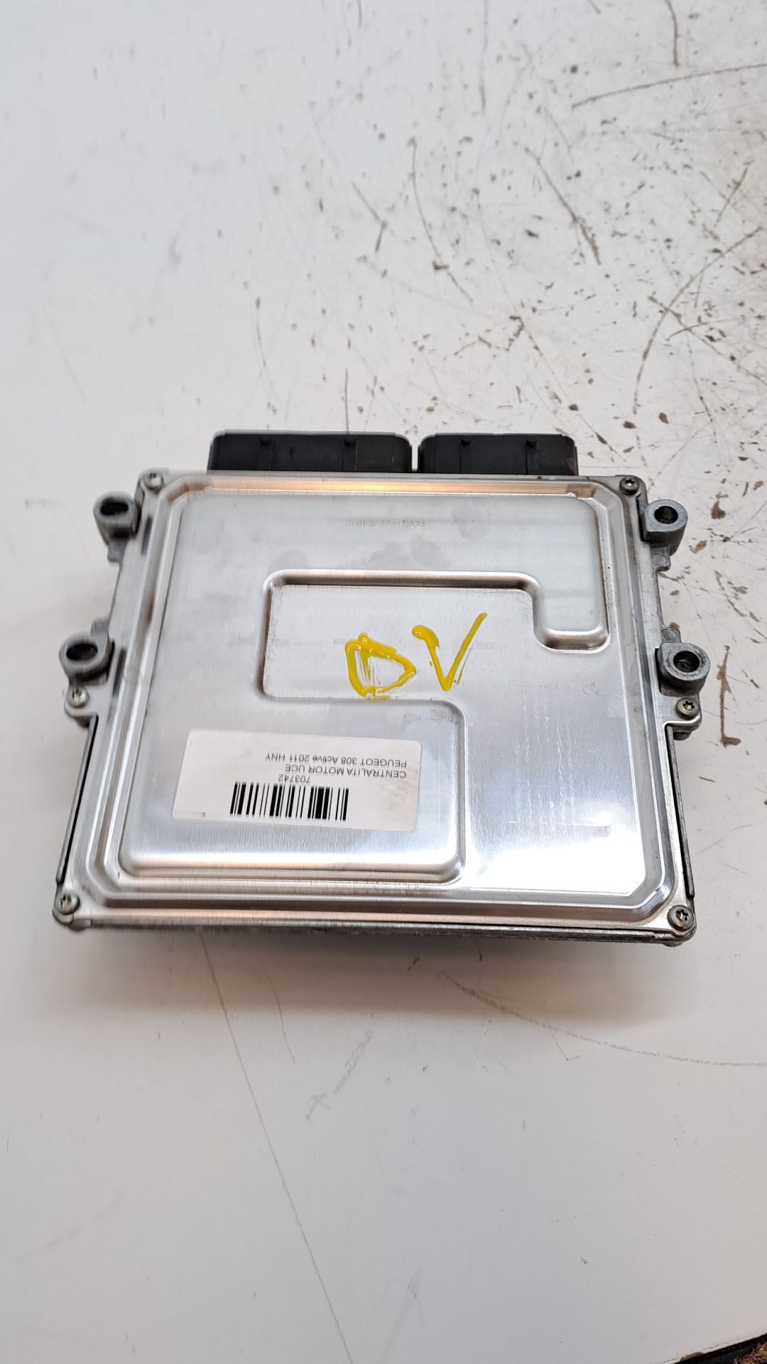 Calculateur moteur PEUGEOT 308