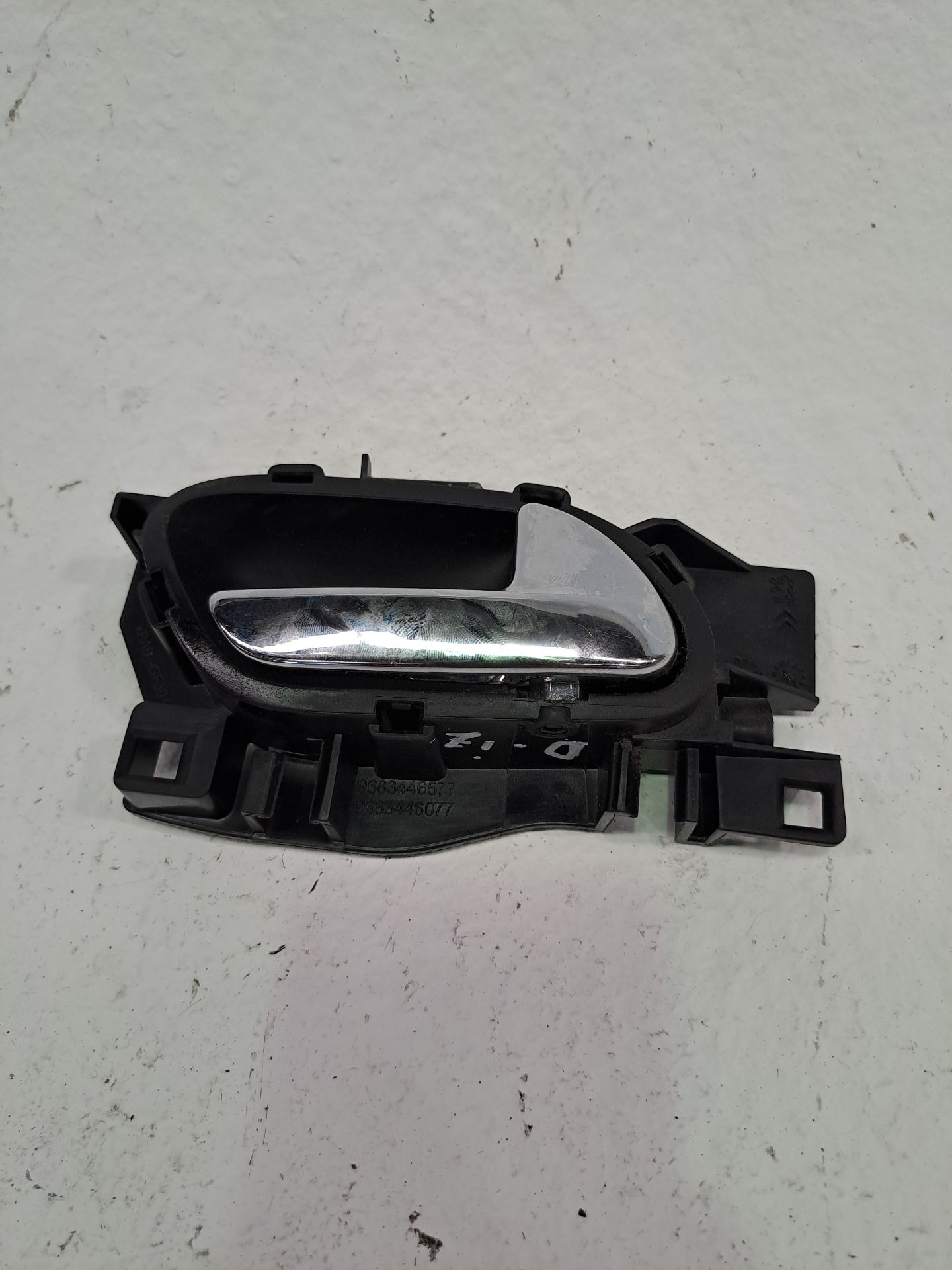 Front Left Interior Door Handle PEUGEOT 3008