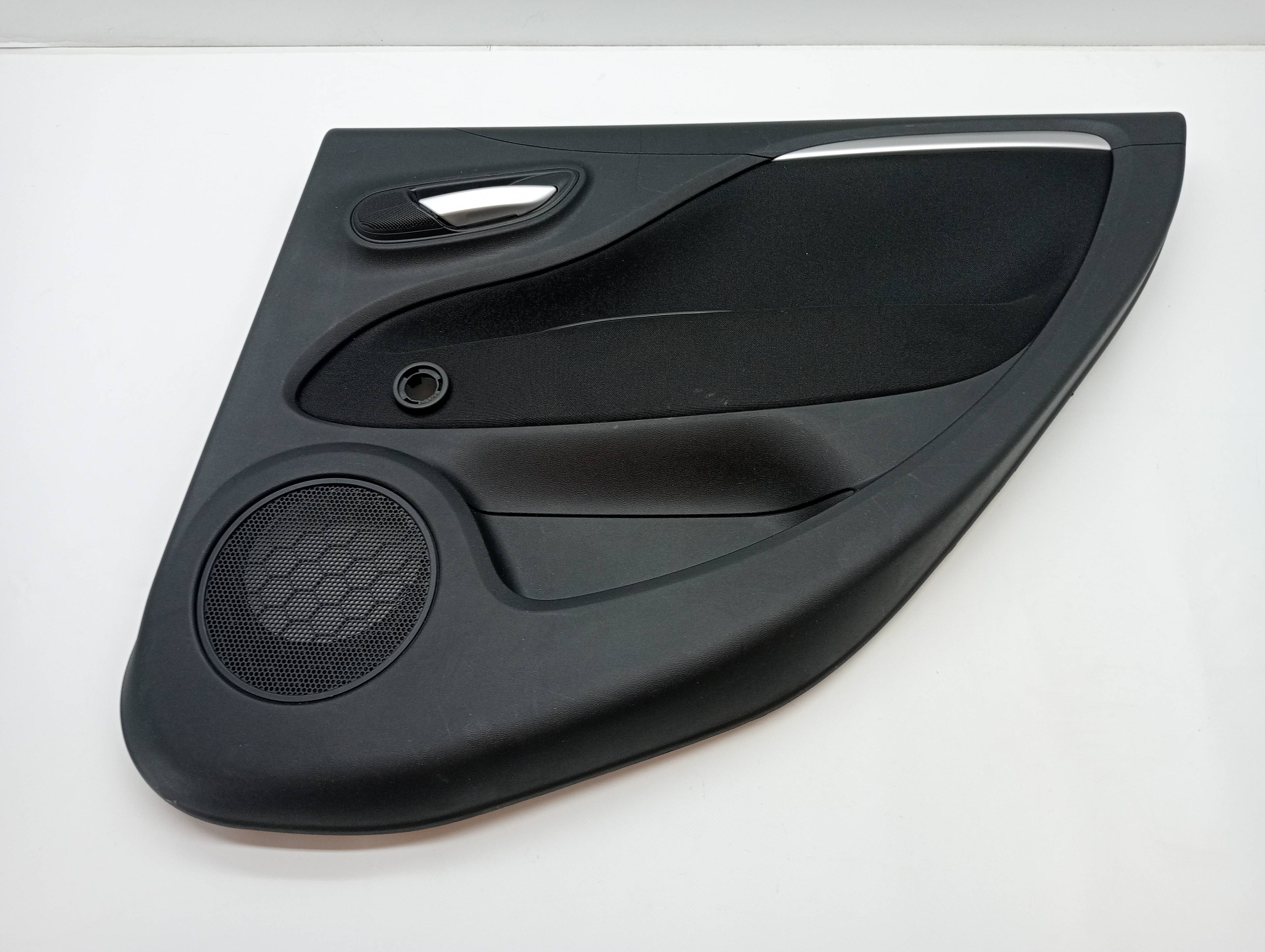 Garniture de porte arrière droite FIAT PUNTO (EVO) (199)