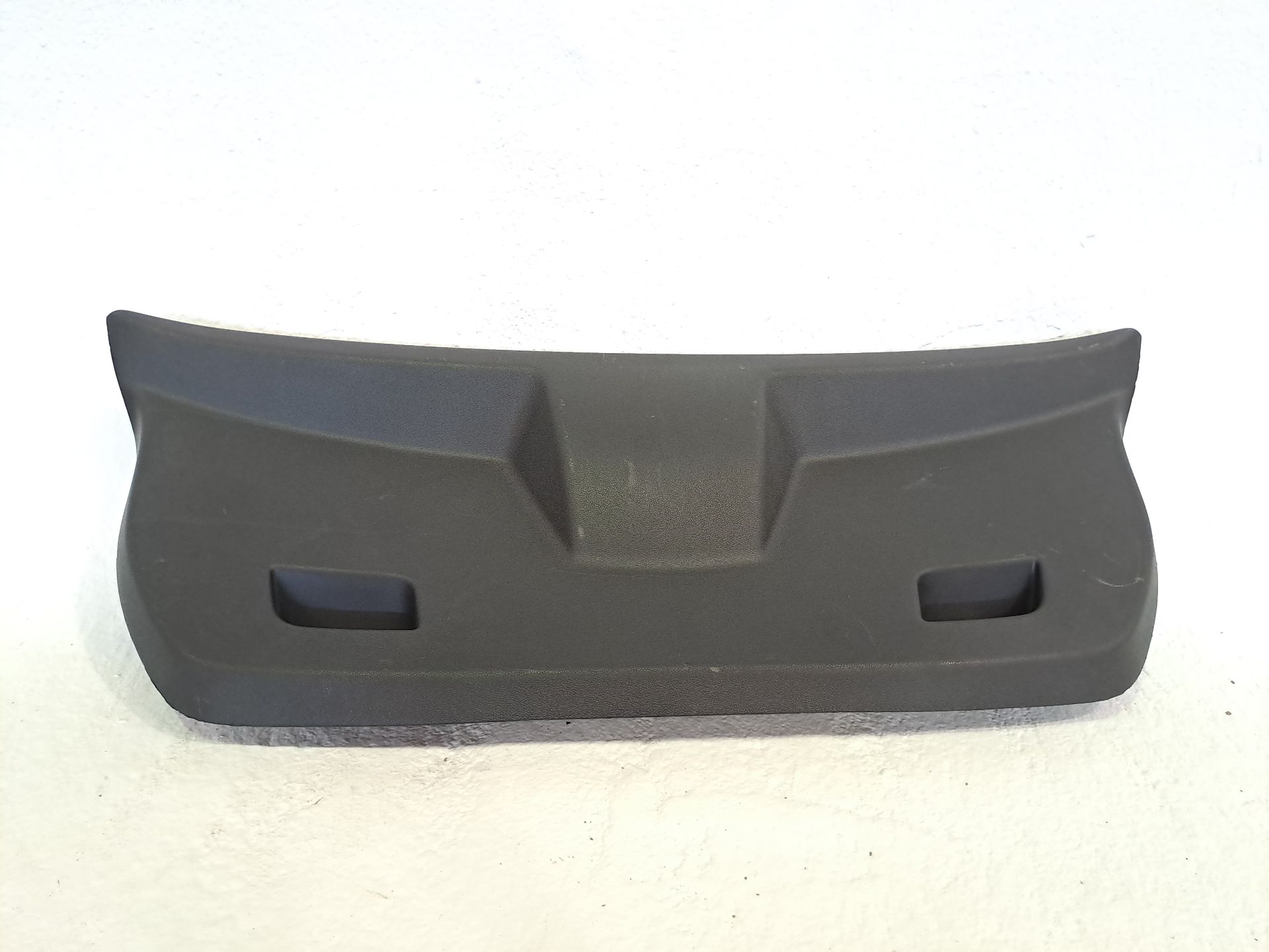 Revestimento tampa traseira OPEL CORSA E