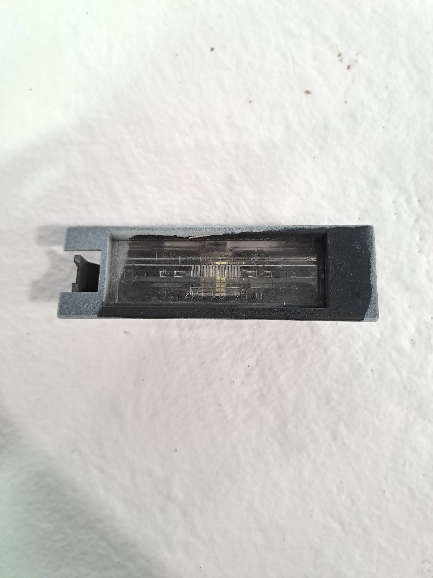 Éclairage de plaque OPEL CORSA E