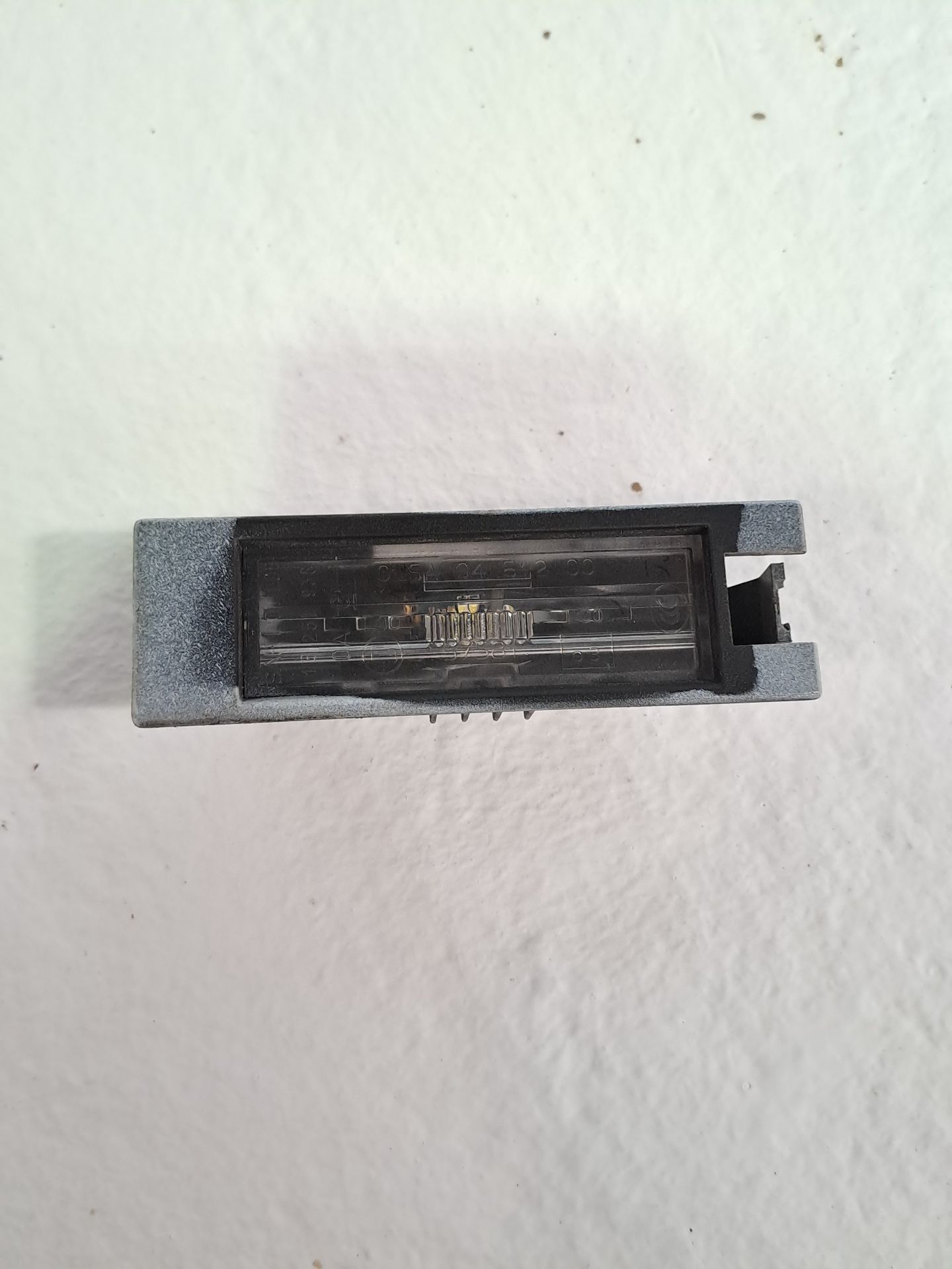 Éclairage de plaque OPEL CORSA E