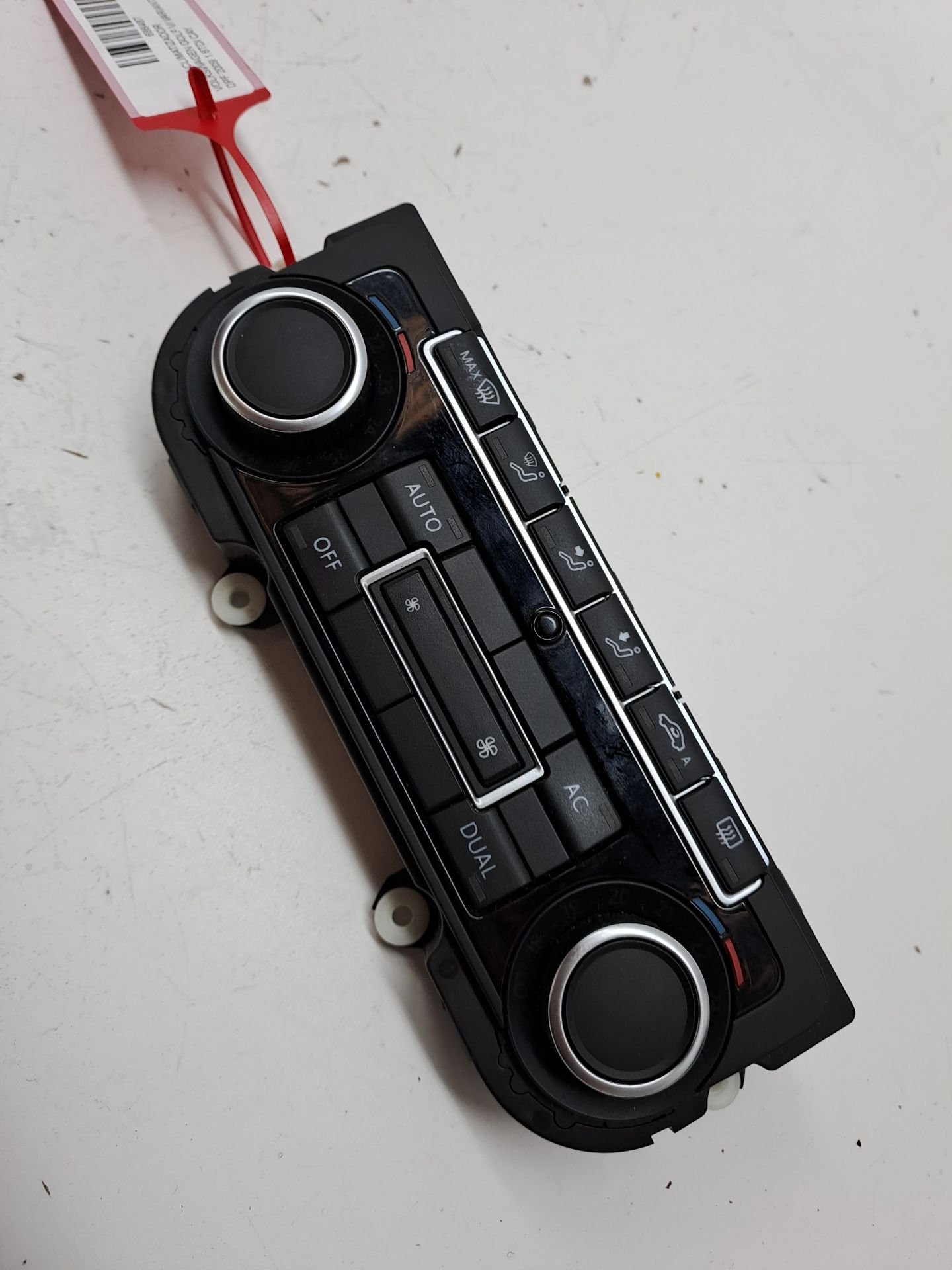 Commande de climatisation VOLKSWAGEN GOLF VI VARIANT (AJ5)