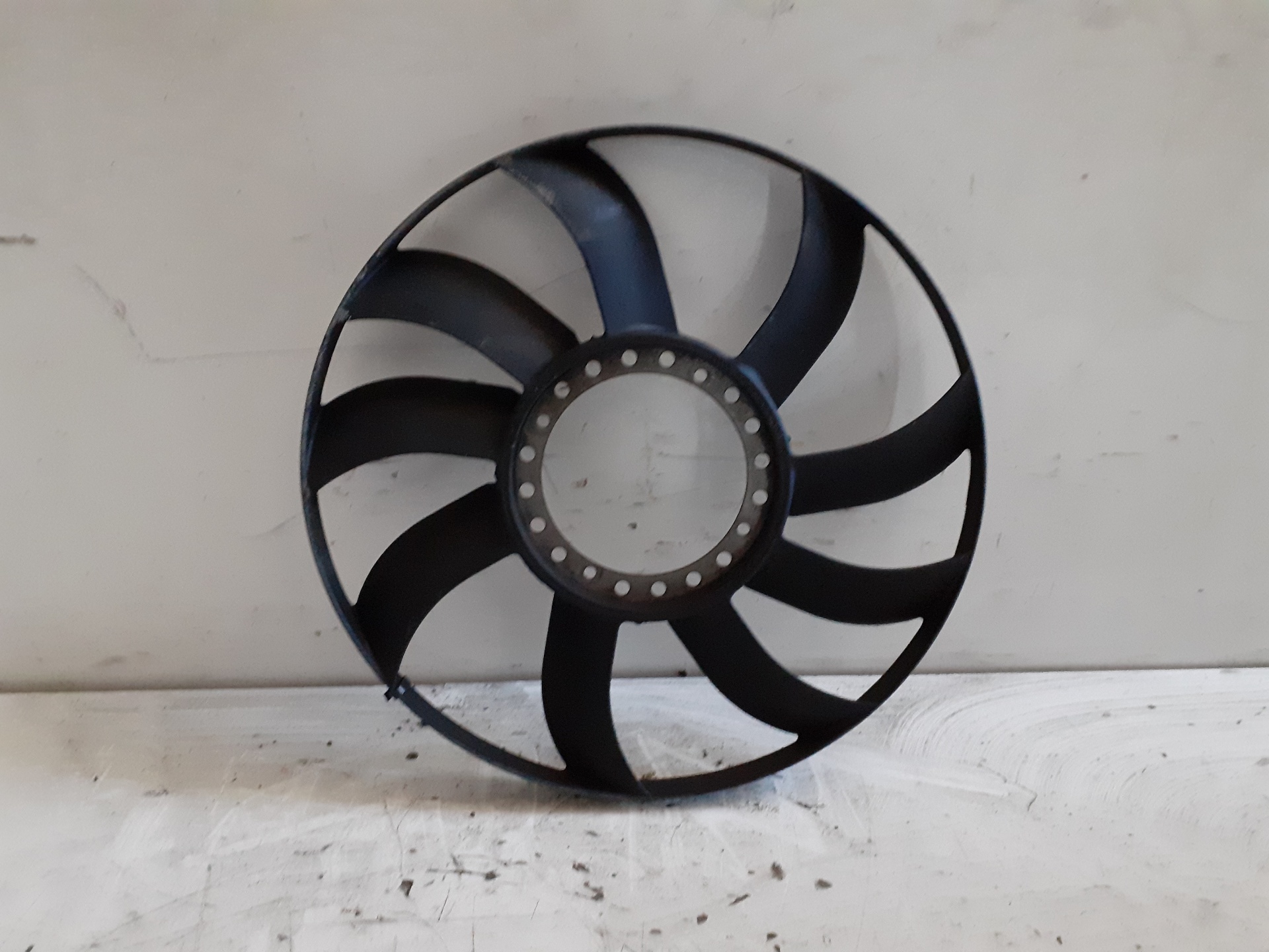 Radiator fan AUDI A4 AVANT (B5)