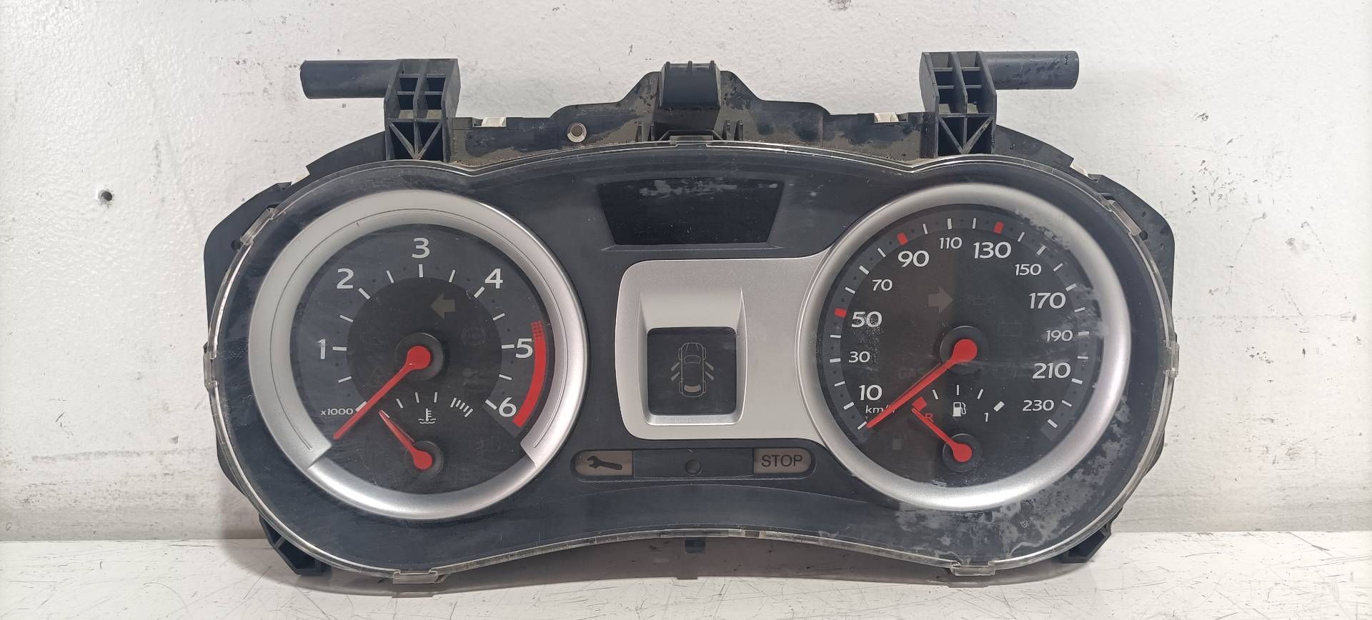 Painel de instrumentos RENAULT CLIO III