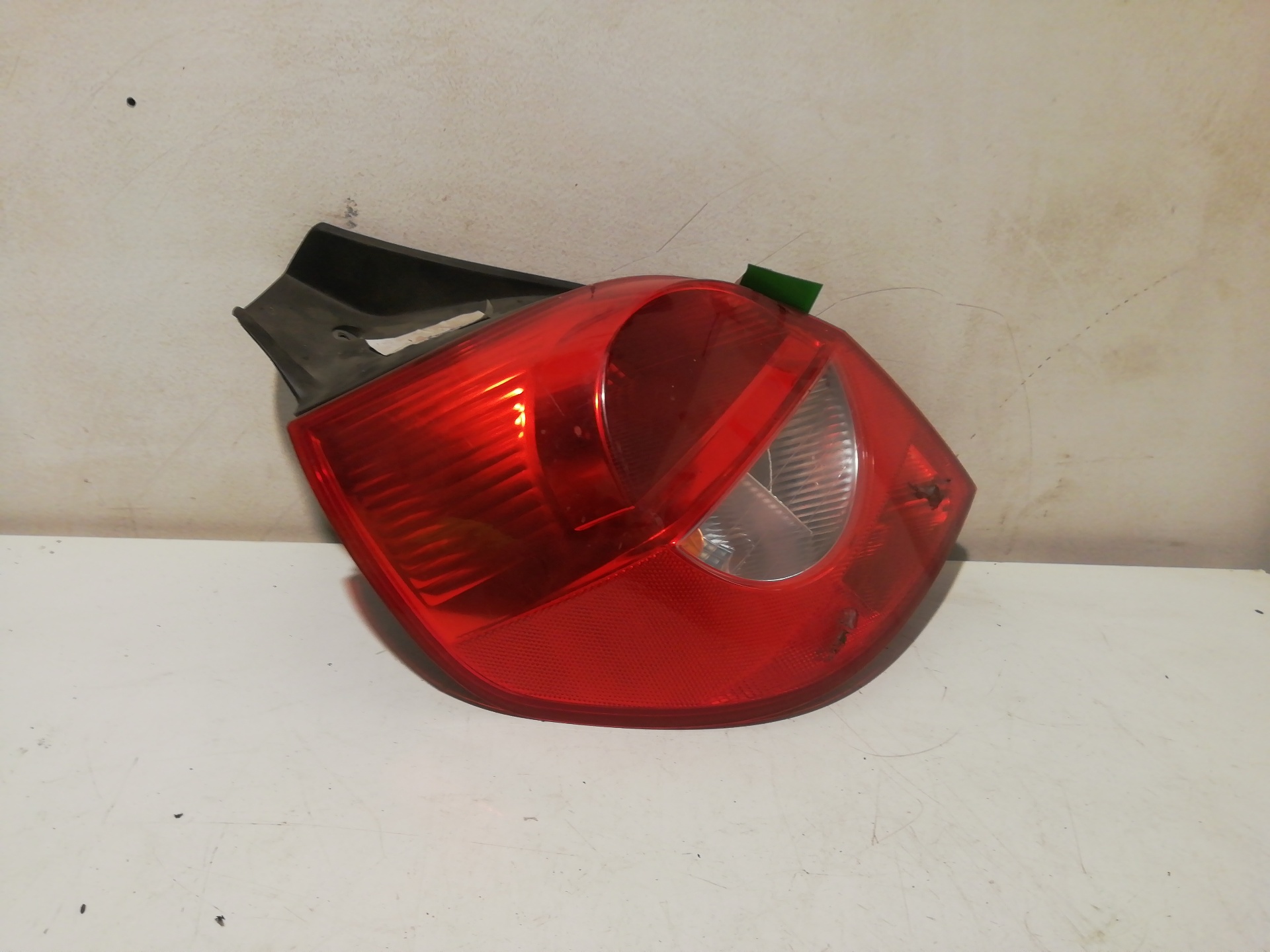 Fanale posteriore sinistro RENAULT CLIO III