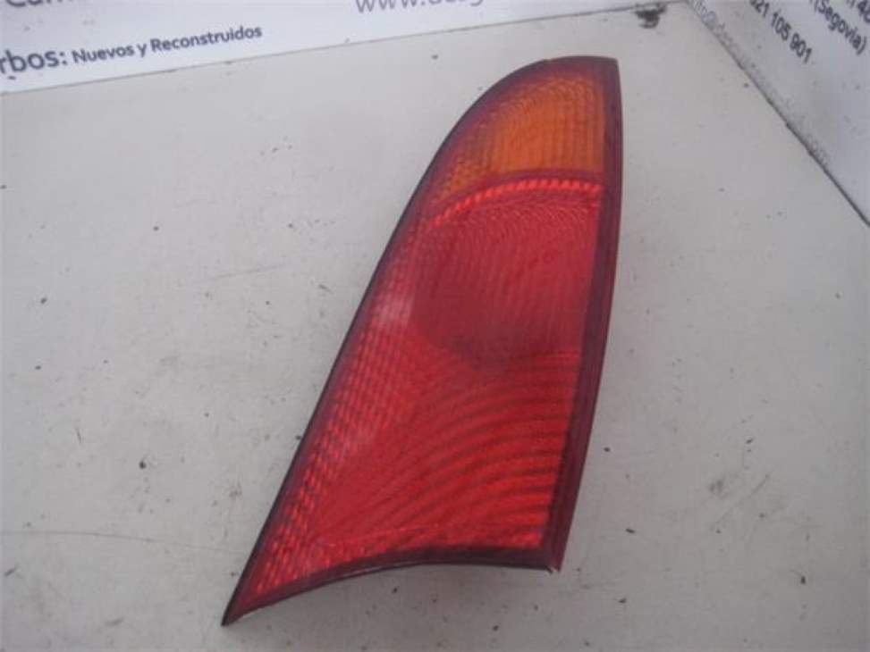 Heckleuchte rechts FORD FOCUS BERLINA (CAK)