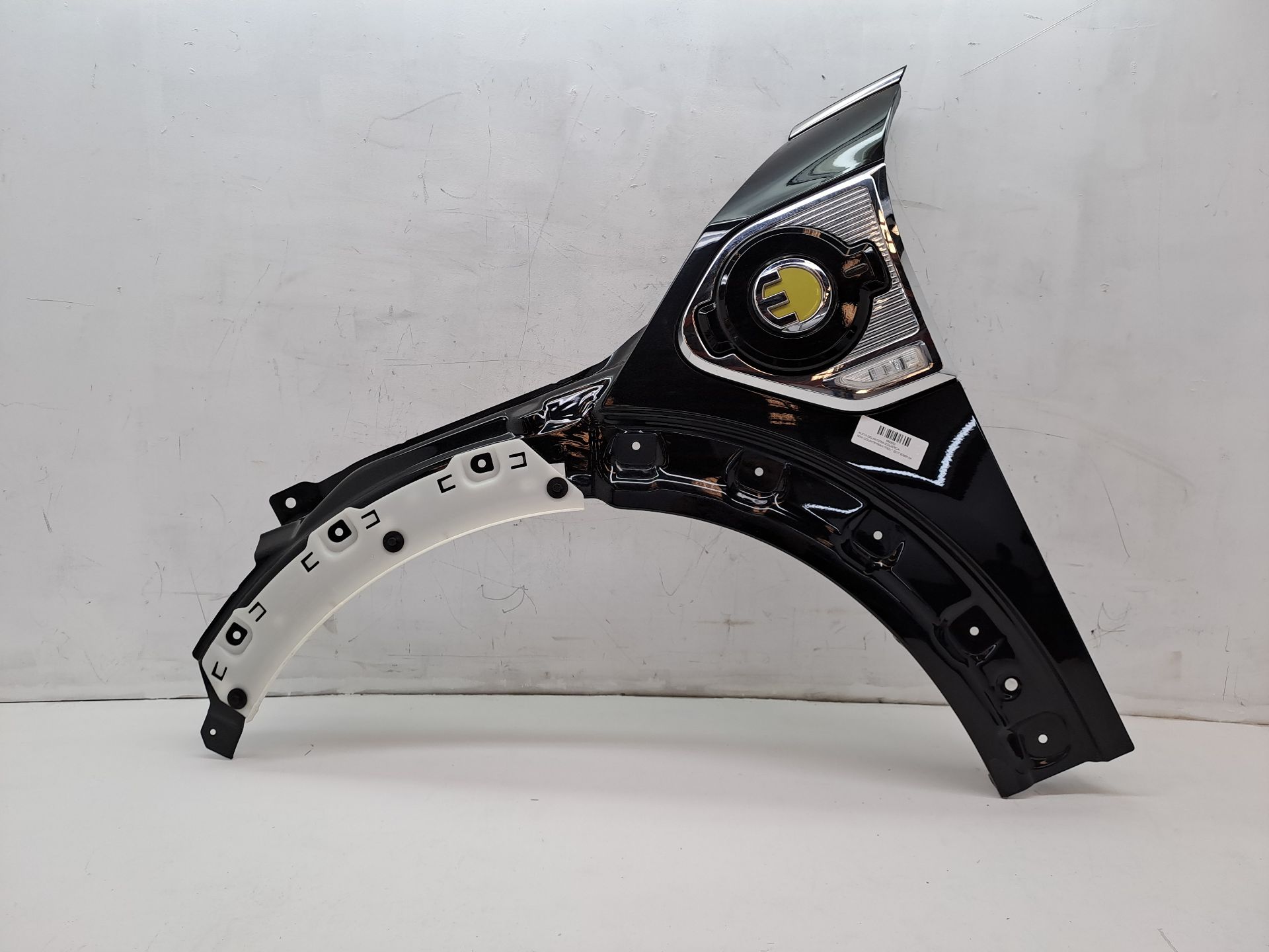 Front Left Fender MINI COUNTRYMAN (F60)