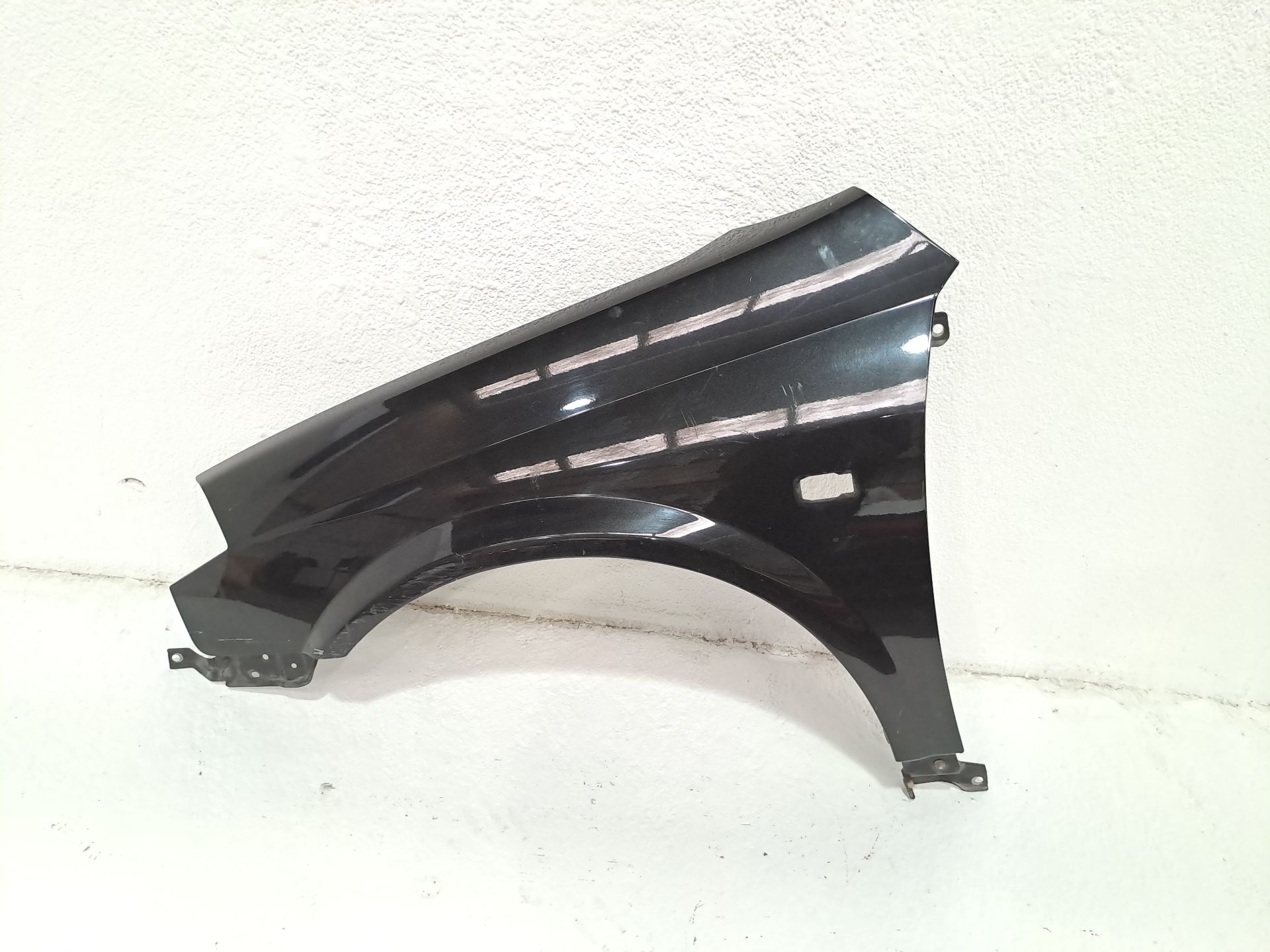 Front Left Fender NISSAN PRIMERA (P12)