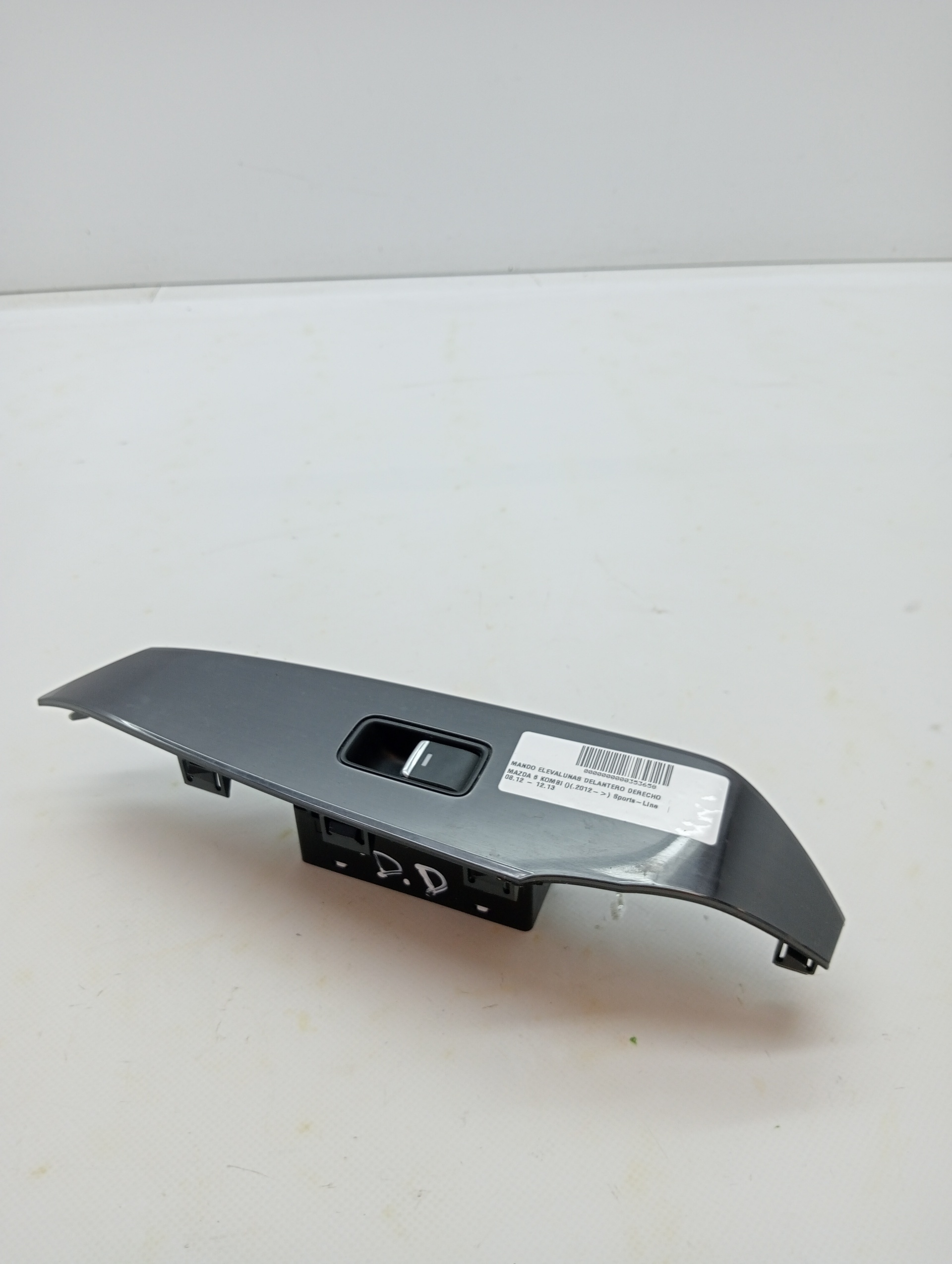 MANDO ELEVALUNAS DELANTERO DERECHO MAZDA 6 KOMBI ()(.2012->)