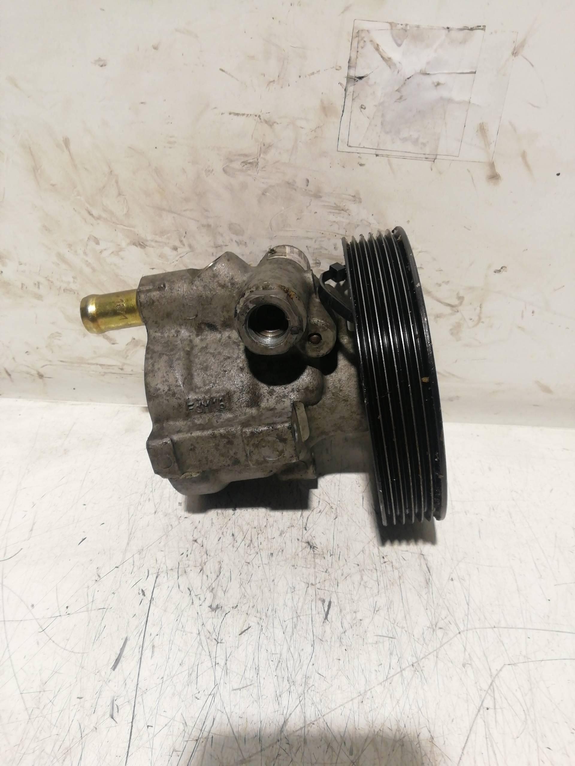Pompe direction assistée RENAULT LAGUNA II (BG0)