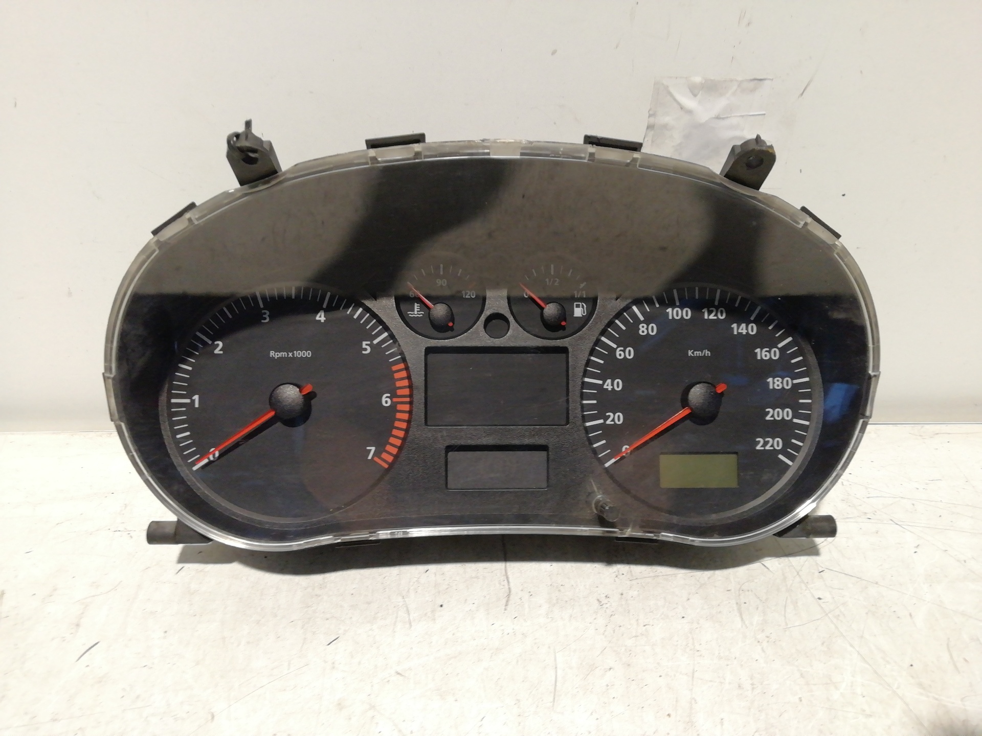 Combiné d’instruments SEAT CORDOBA BERLINA (6K2)