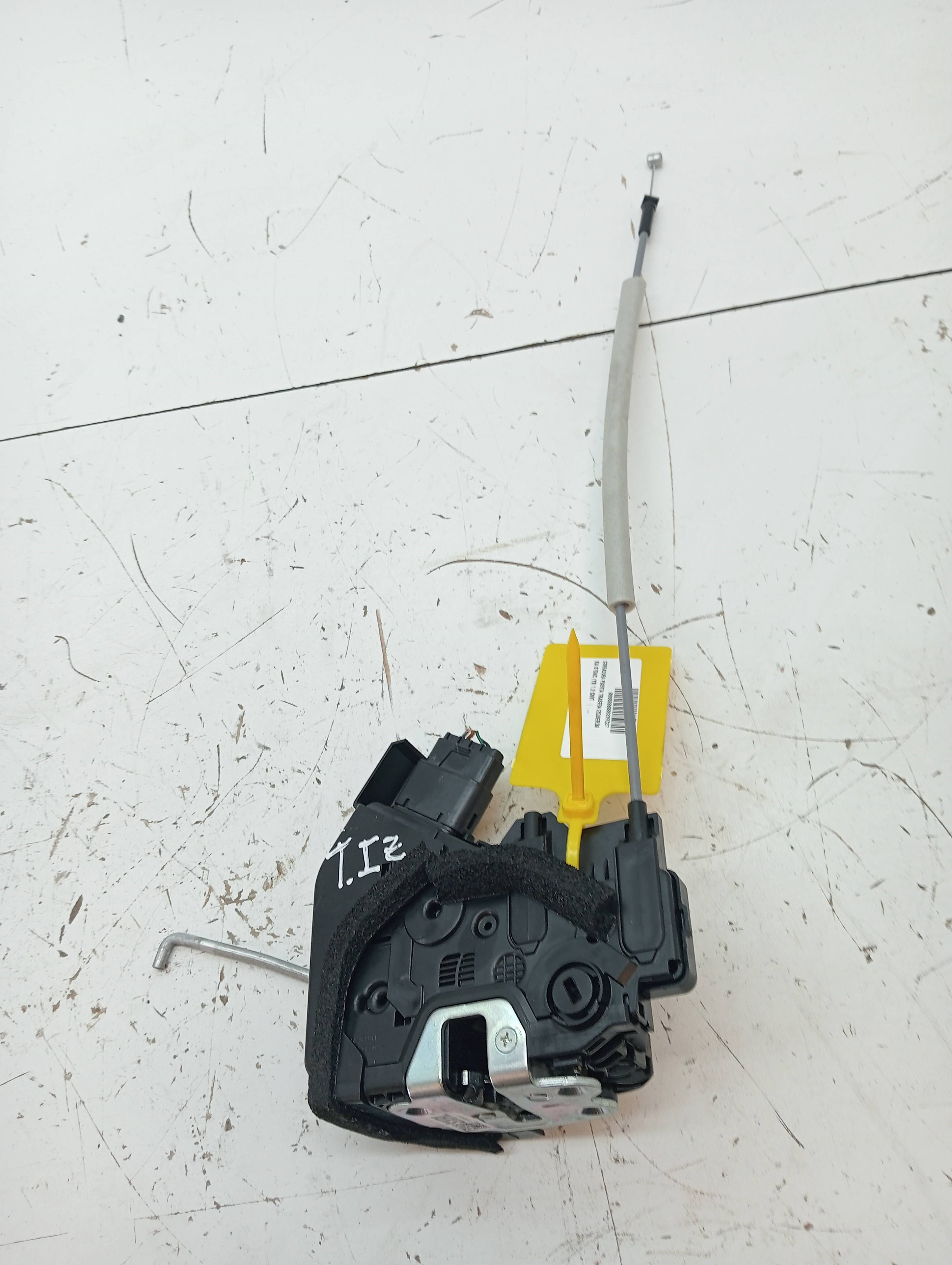 Rear left door lock KIA STONIC