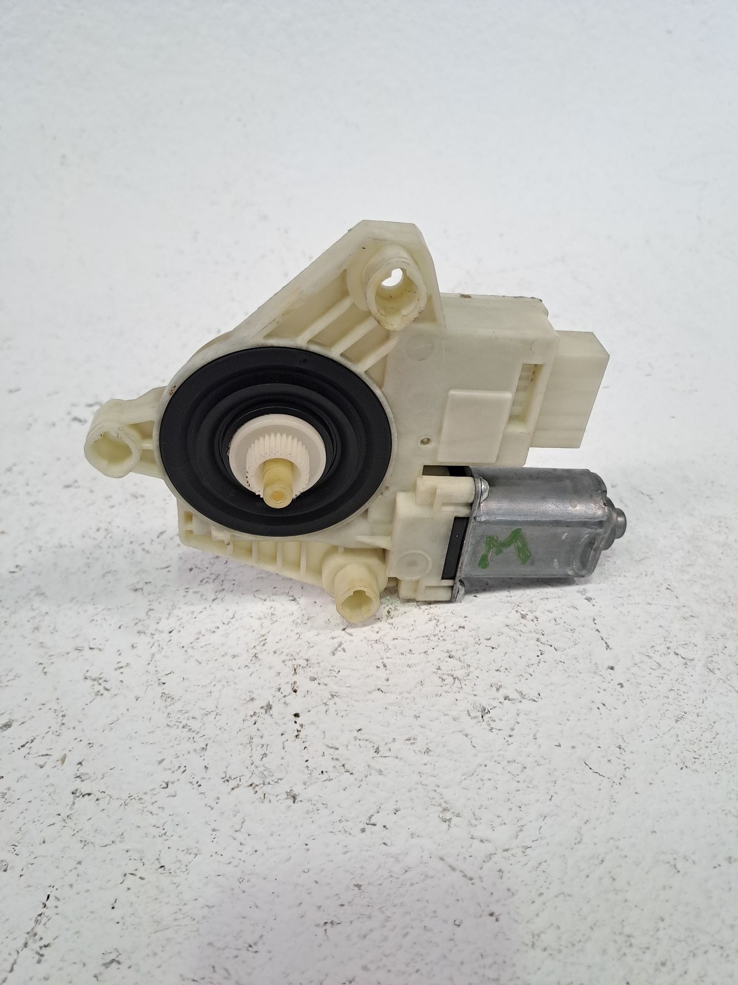 Motor vidro elétrico traseiro esquerdo SKODA RAPID