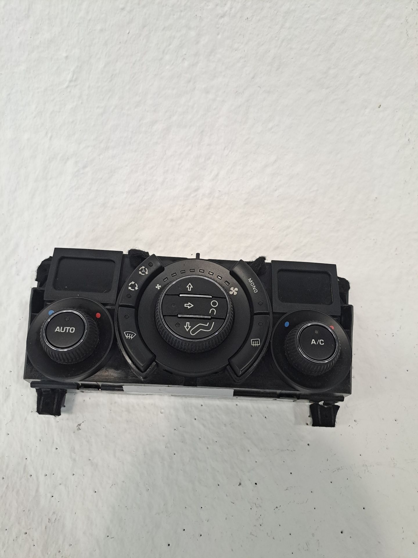 MANDO CLIMATIZADOR PEUGEOT 3008