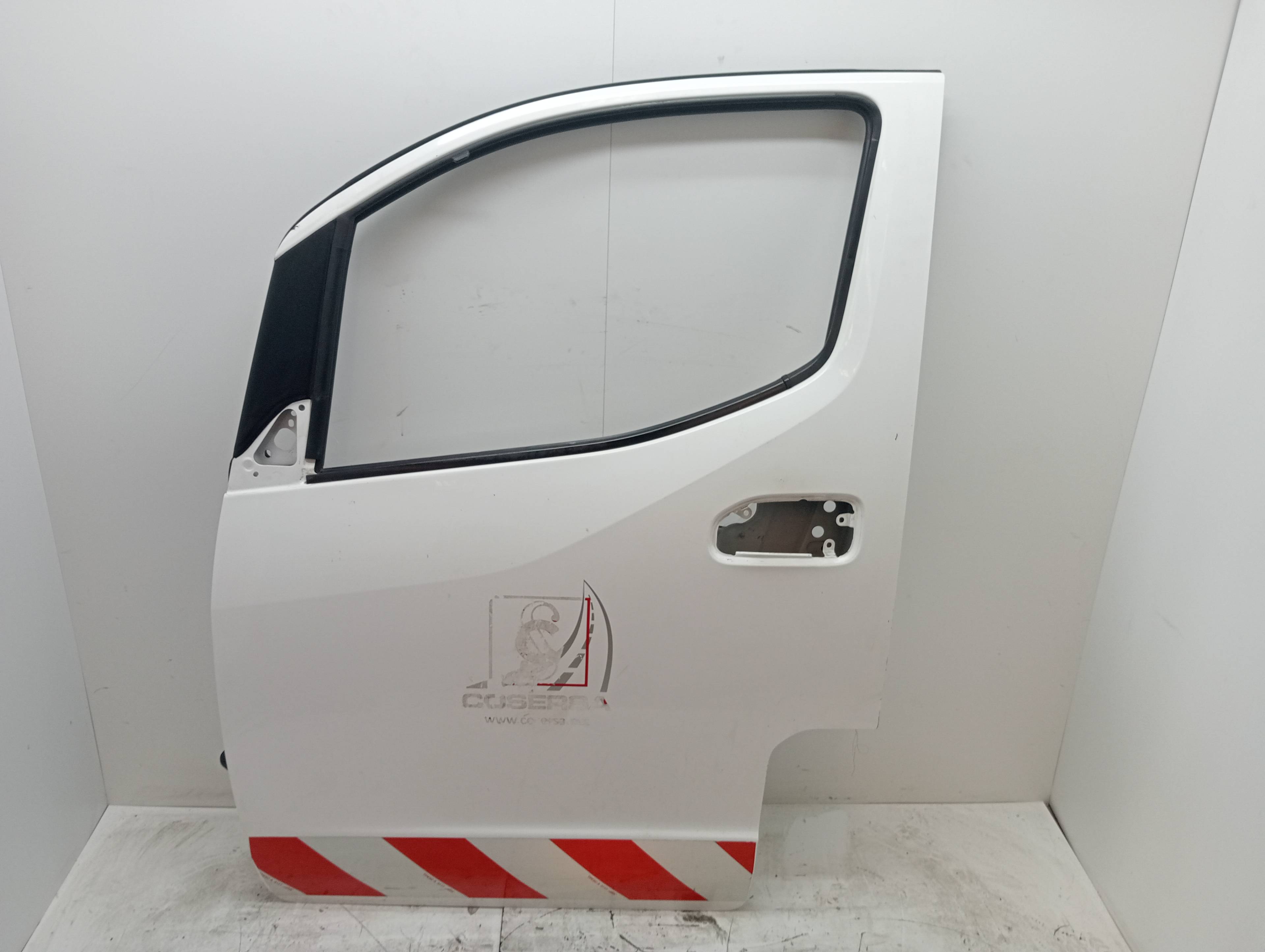 Front Door Left NISSAN NV 200 (M20)