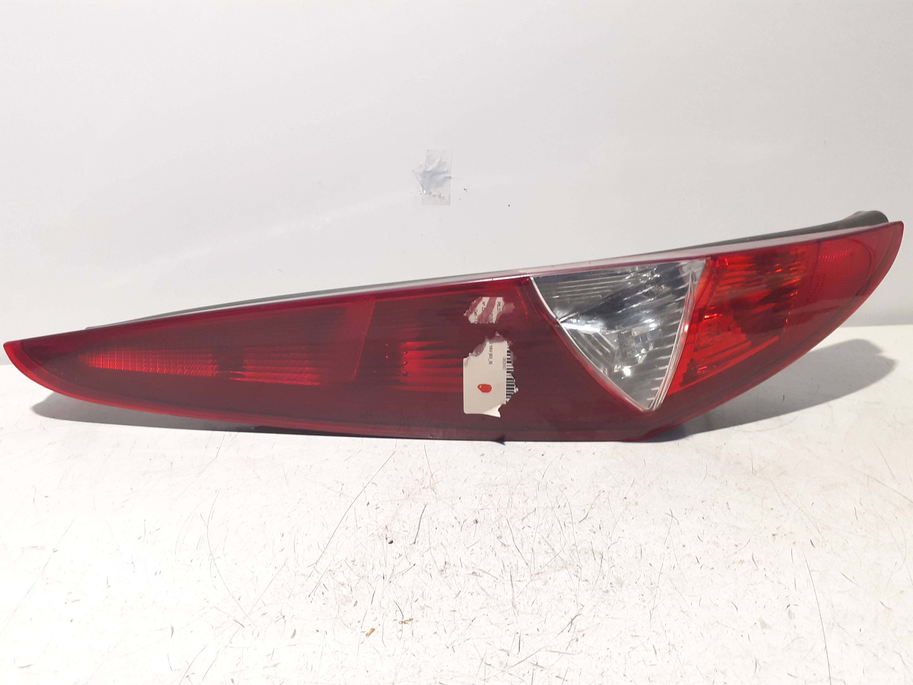 Feu arrière gauche FIAT PUNTO BERLINA (188)