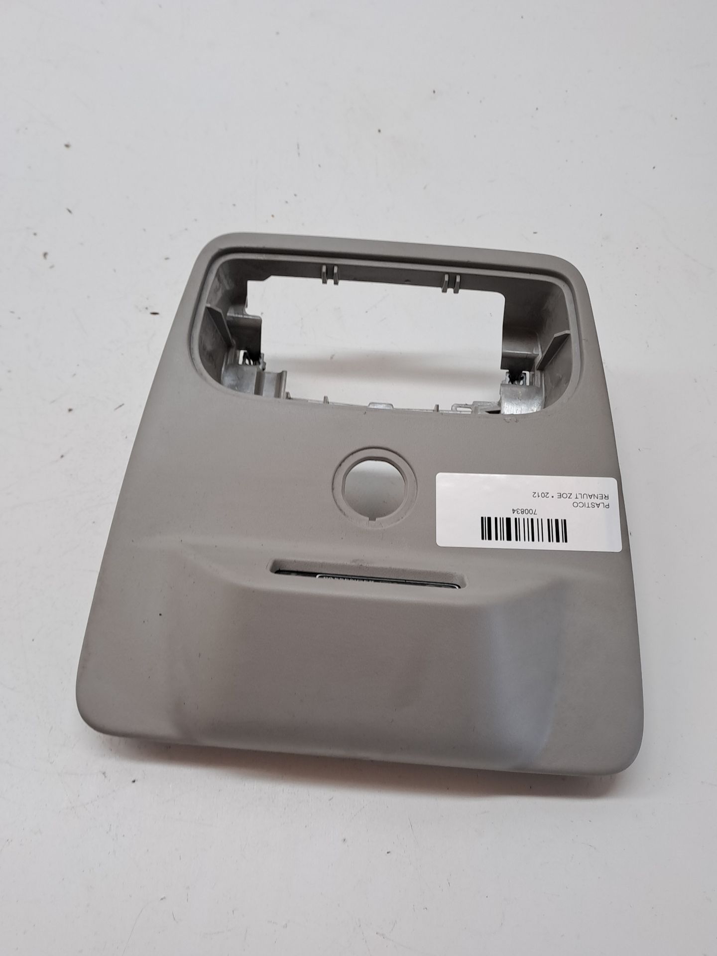 PLASTICO RENAULT ZOE