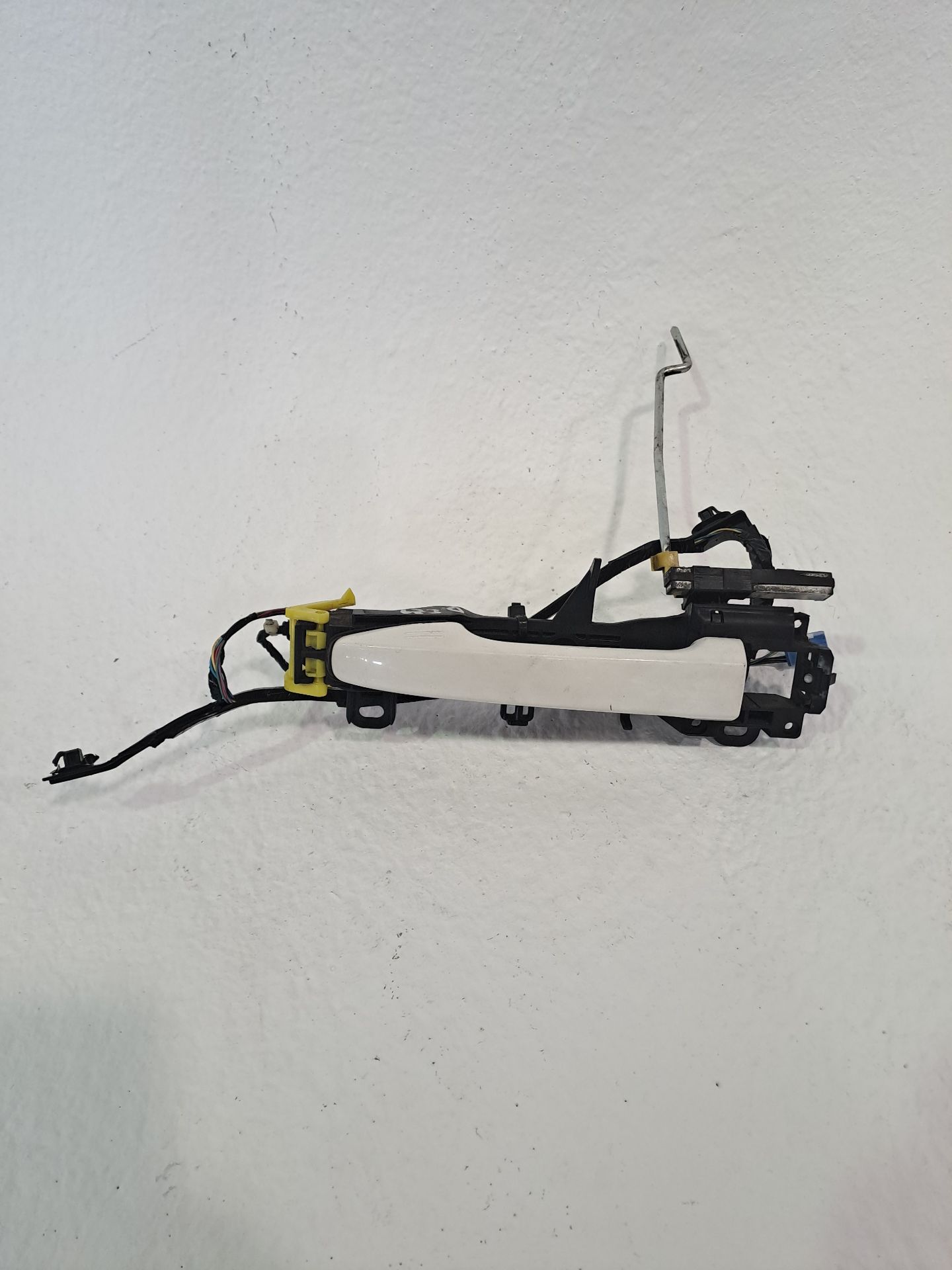Front Left Exterior Door Handle TOYOTA PRIUS (NHW30)