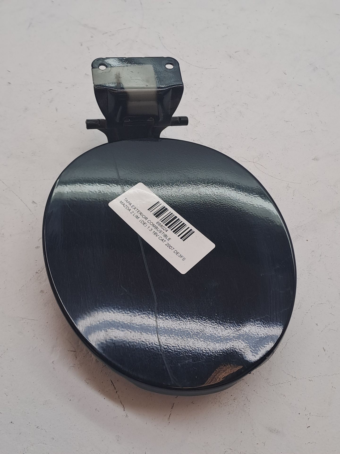 Tankdeckel außen MAZDA 2 LIM. (DE)