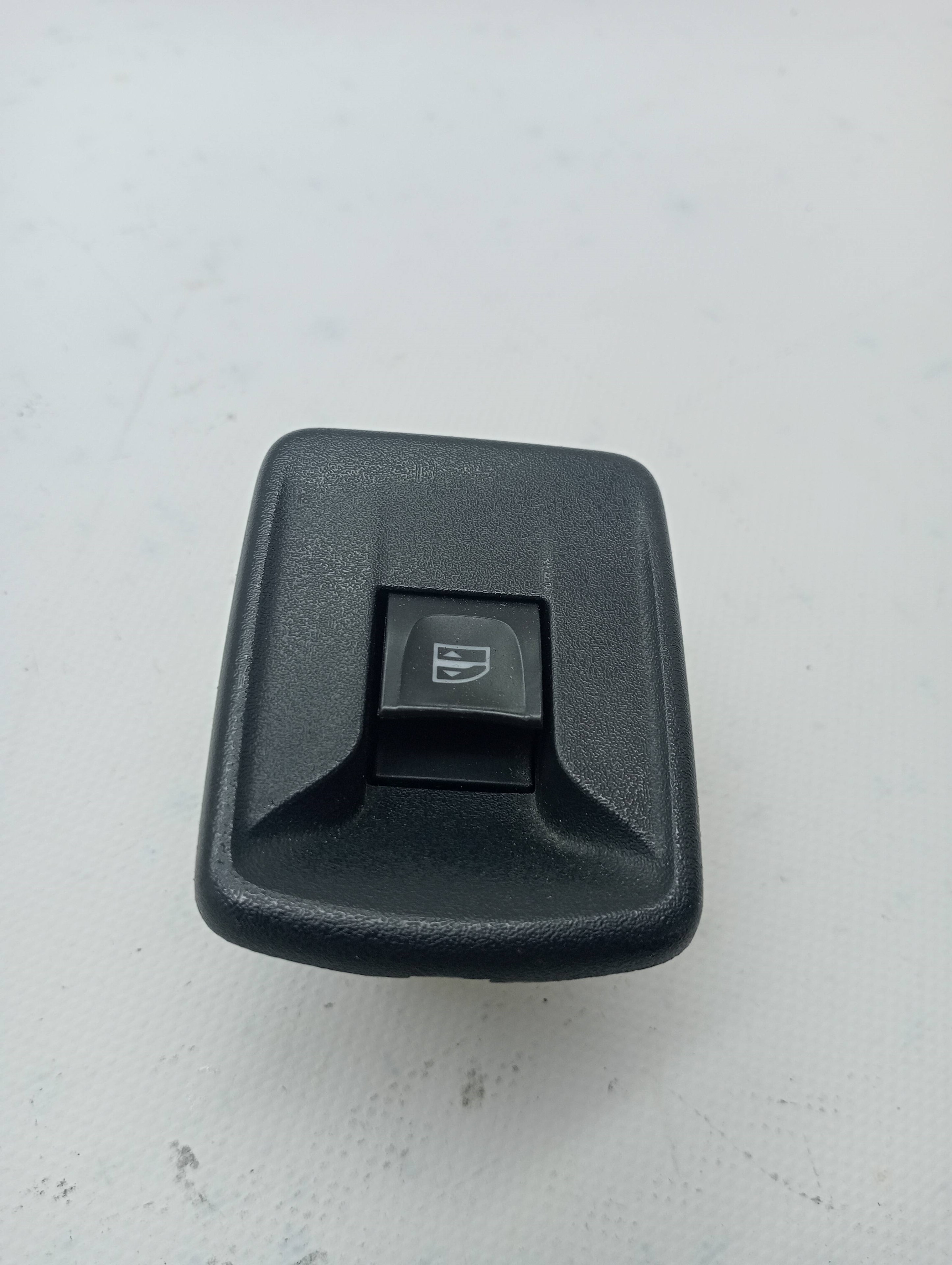 Comando vidro elétrico traseiro esquerdo DACIA LODGY
