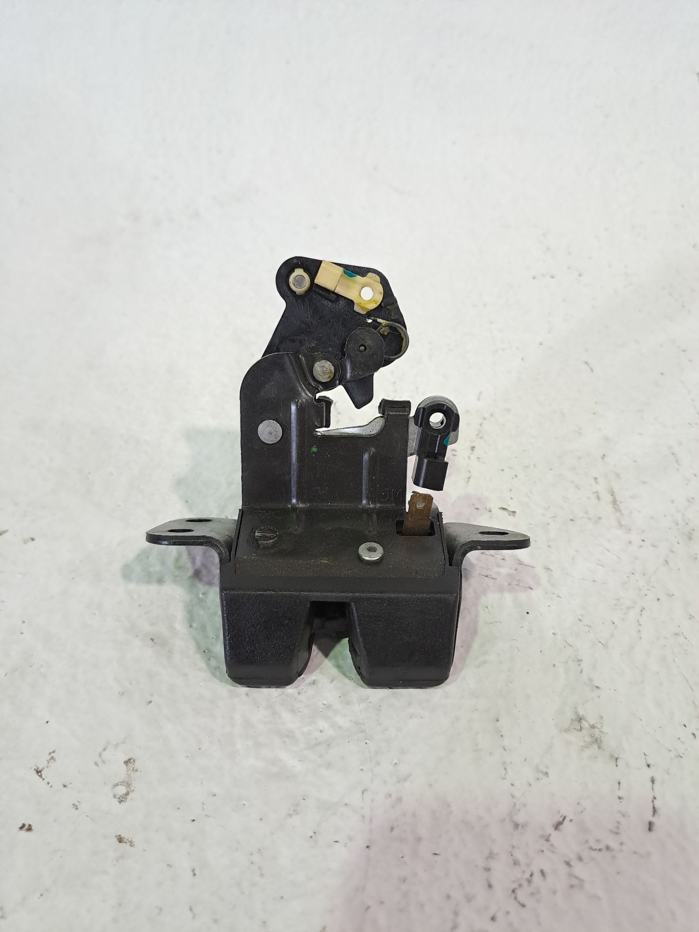 Fechadura da mala/porta traseira HYUNDAI TUCSON (JM)