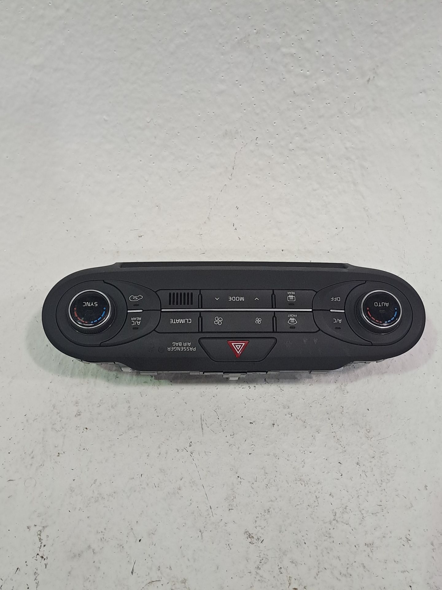 Comando climatizador KIA SORENTO II (XM)
