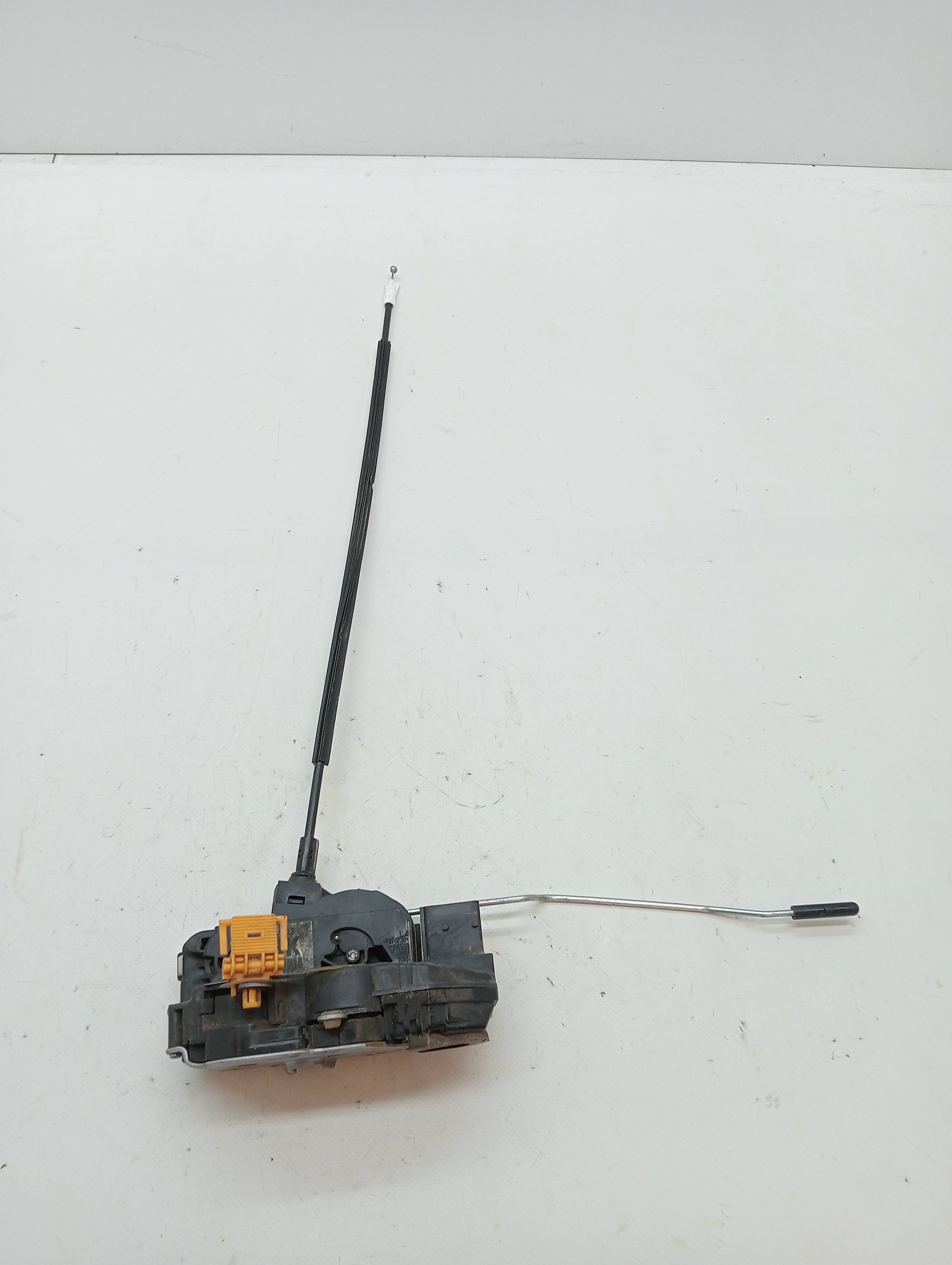 Front left door lock OPEL INSIGNIA BERLINA