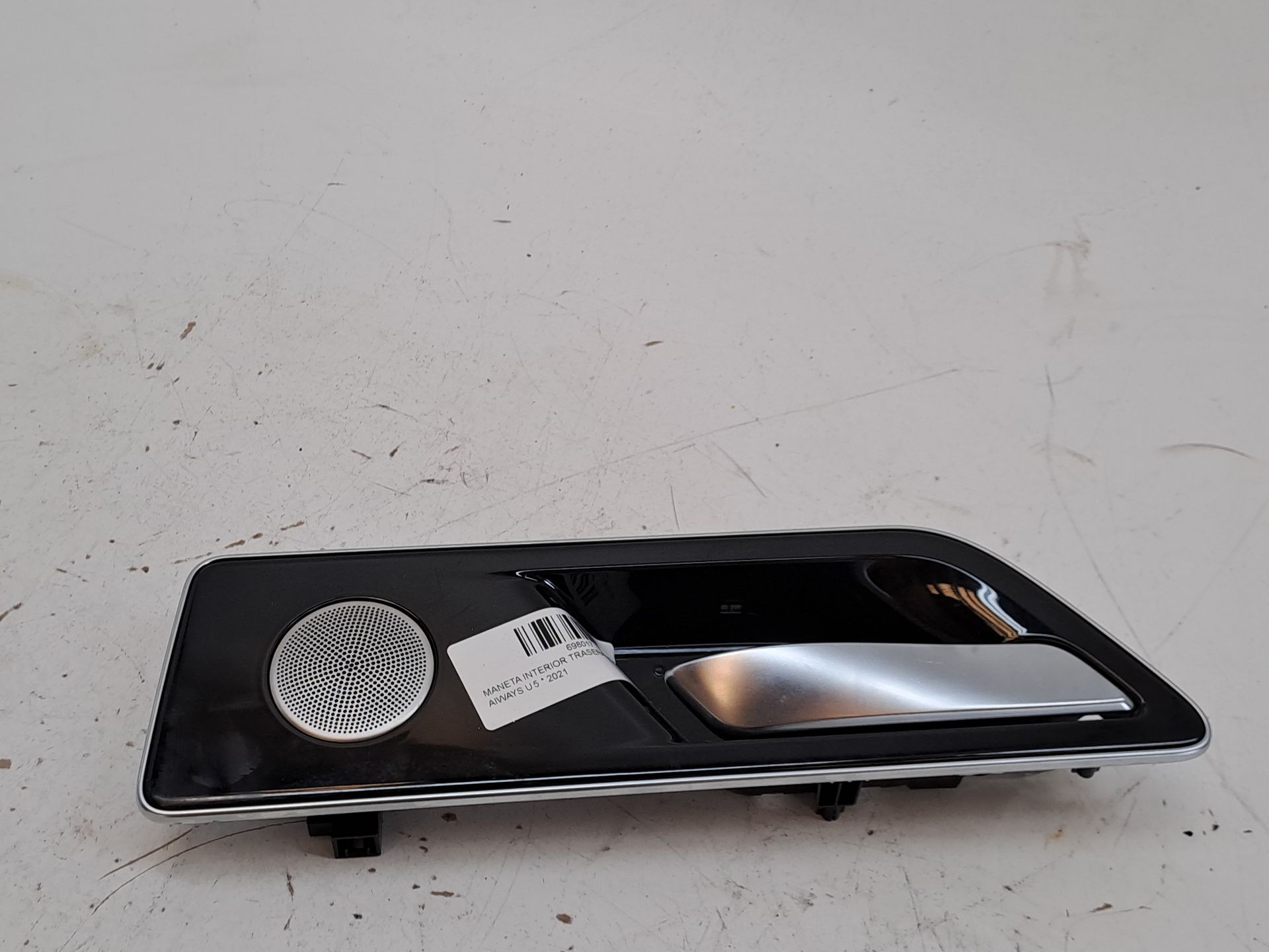 Rear Right Interior Door Handle AIWAYS U5