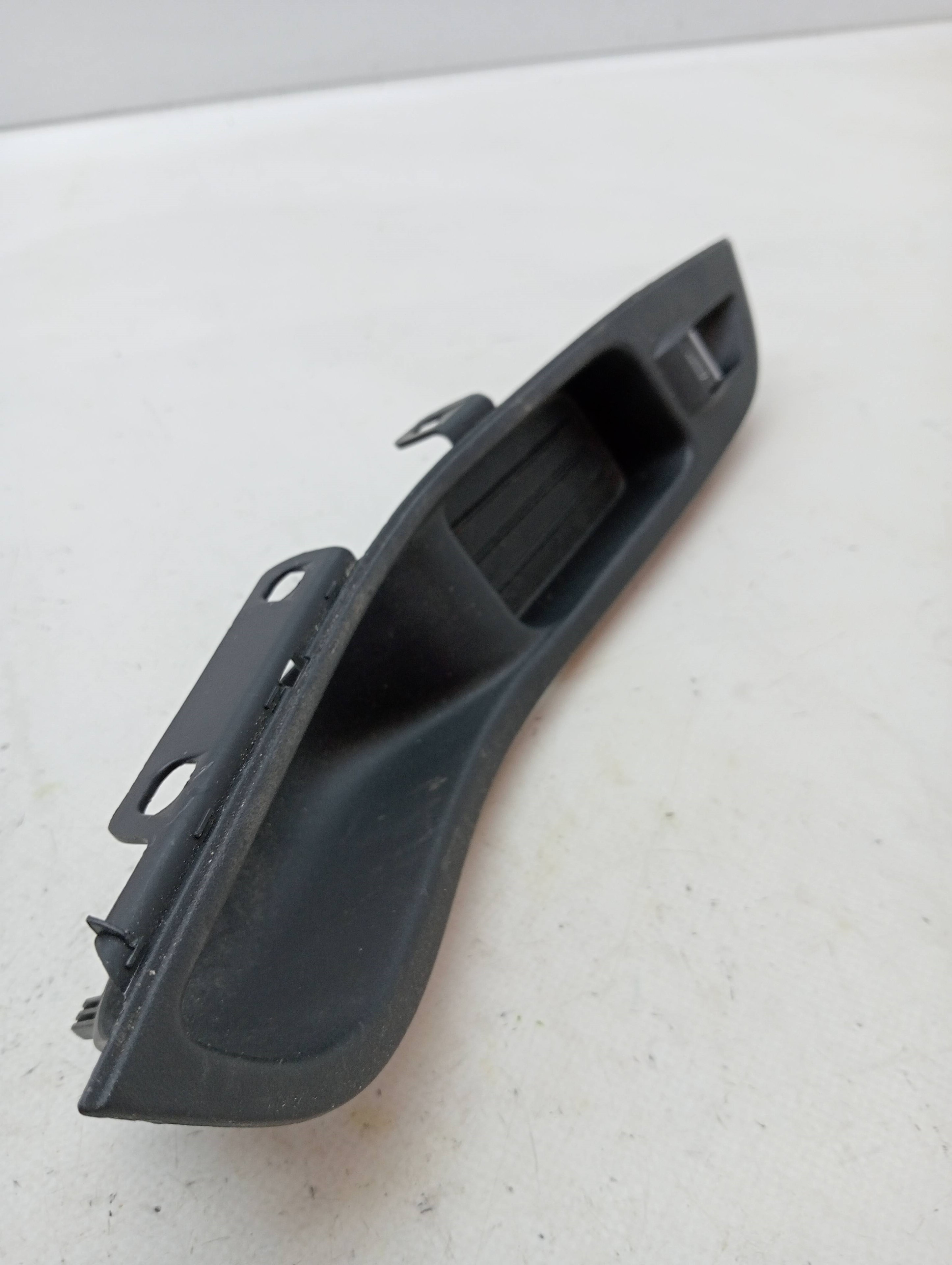 Fensterheberschalter vorne rechts FORD FOCUS LIM.