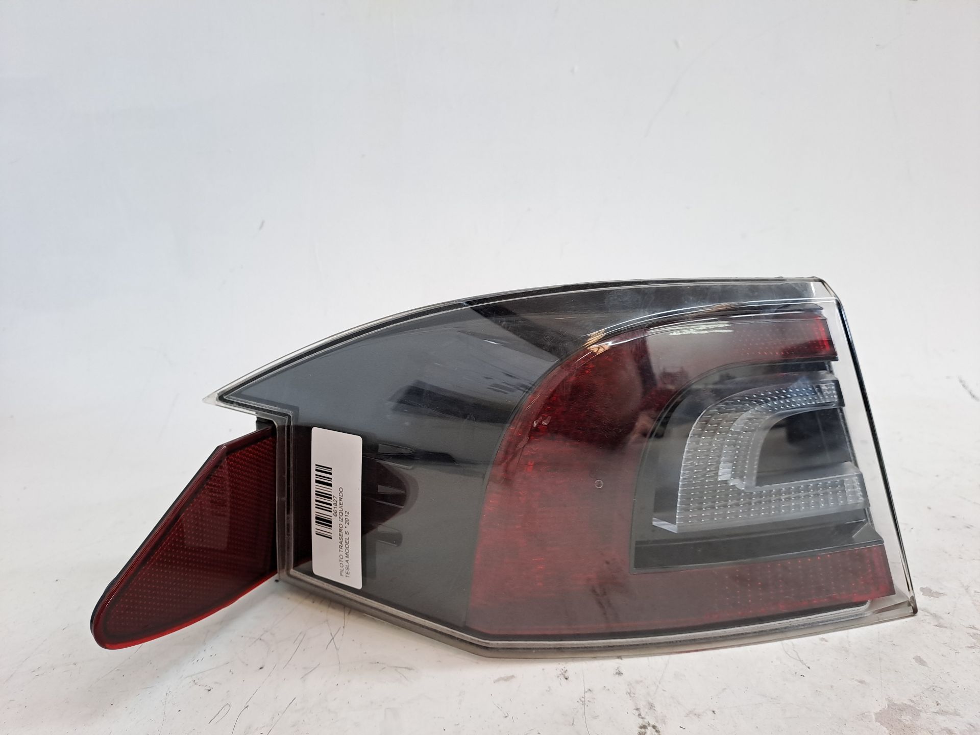 Rear Light Left TESLA MODEL S