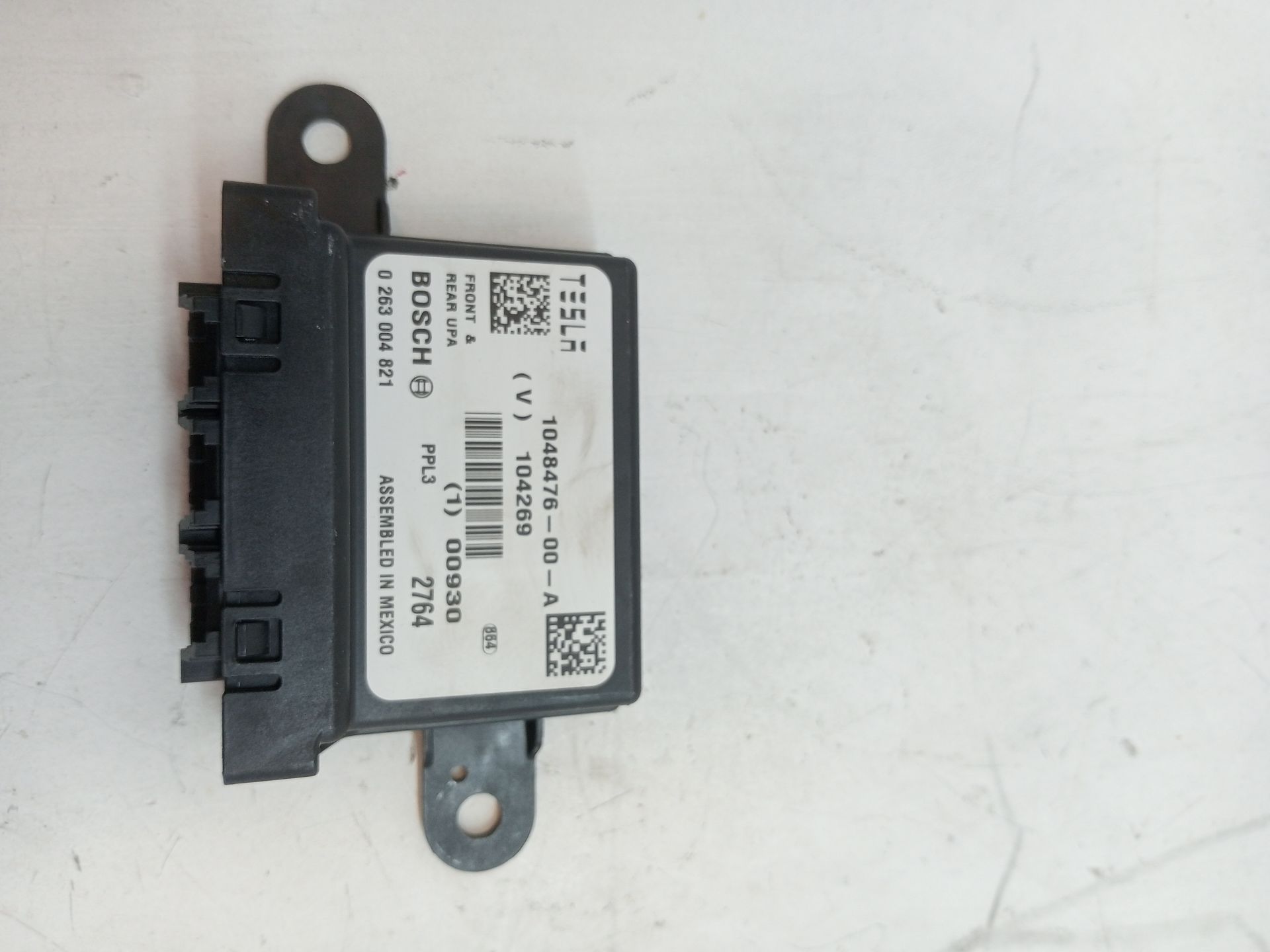 Electronic Control Module TESLA MODEL S