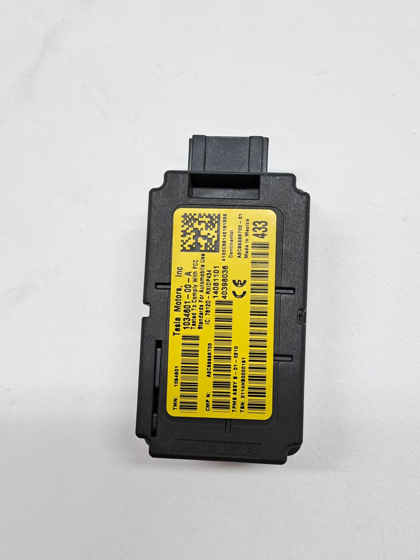 Electronic Control Module TESLA MODEL S