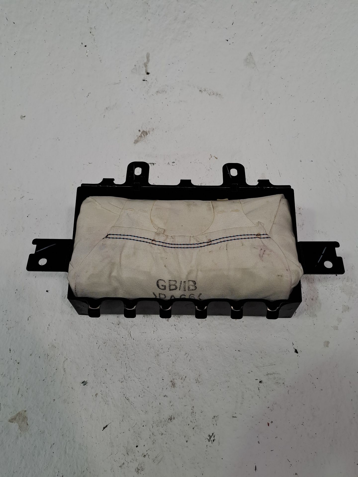 Front Right Airbag HYUNDAI I20