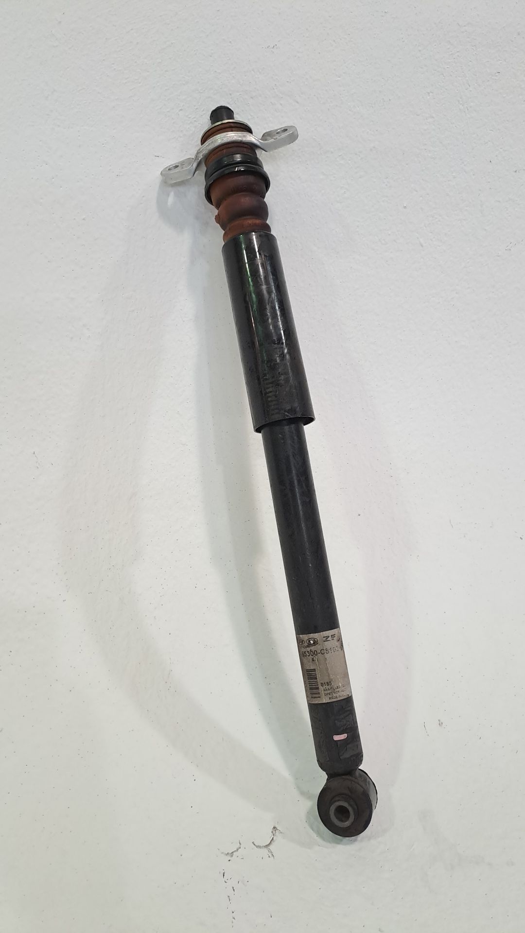 Stoßdämpfer hinten links HYUNDAI I20