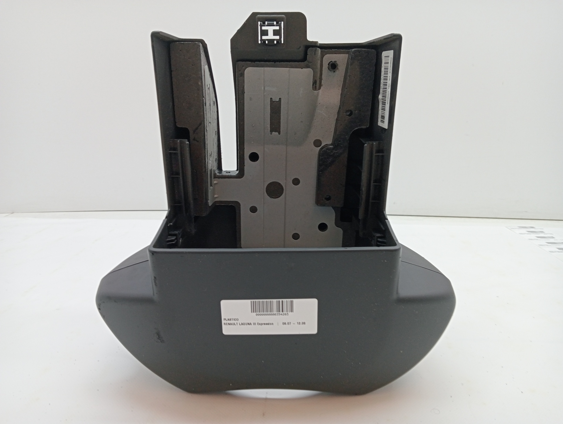 Garniture plastique RENAULT LAGUNA III